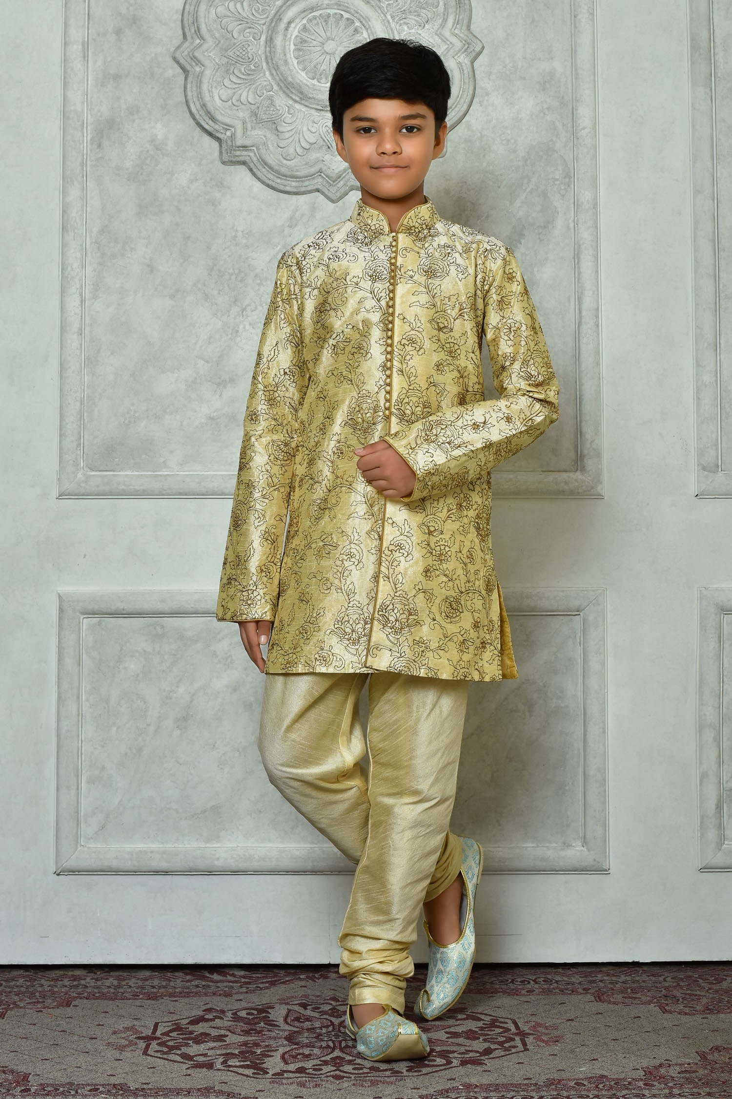 Buy Soniya G Men Sky Blue Sequins Embroidered Kurta Set At Pernia'sPopUpShopMen 2025