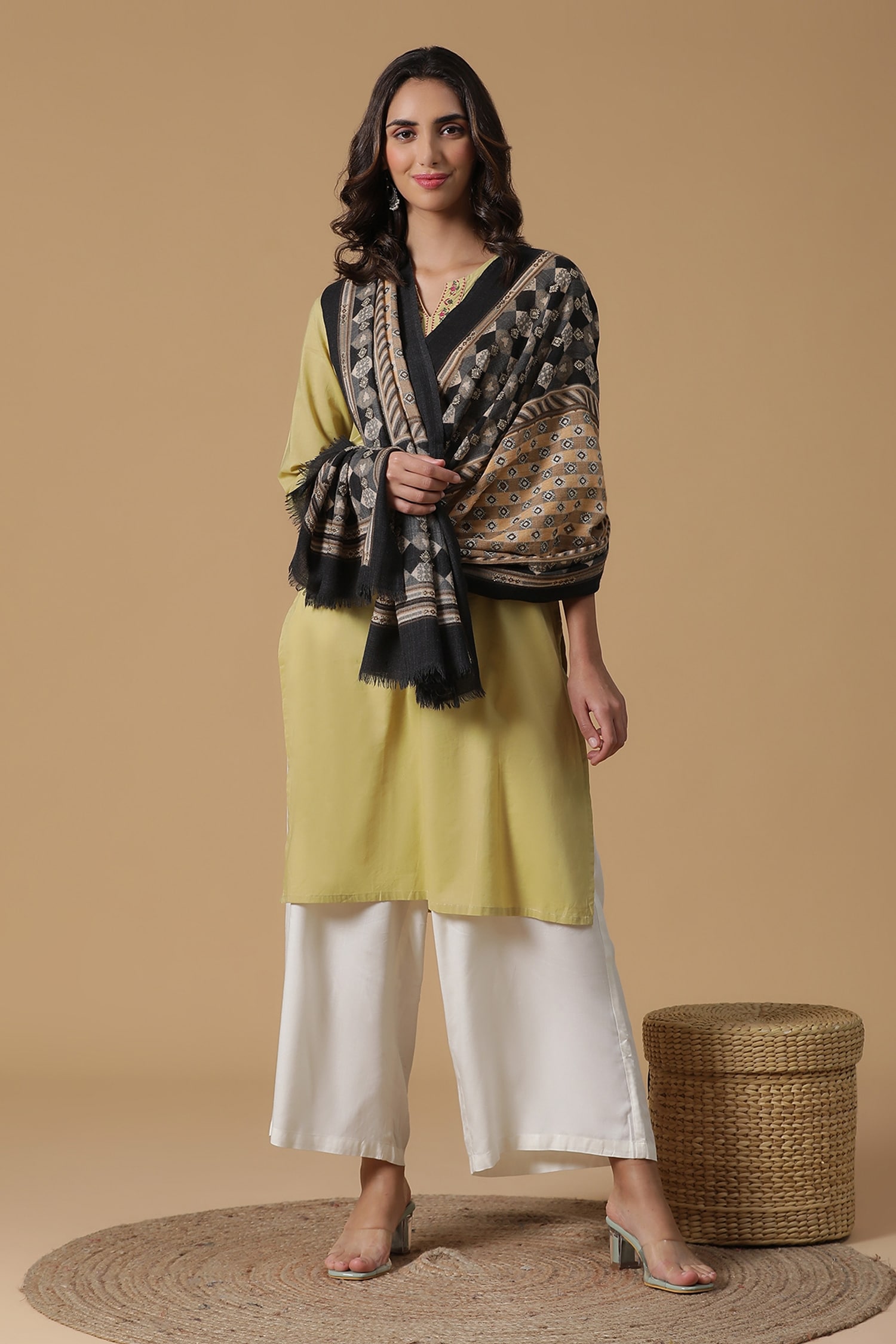 shingora shawl price