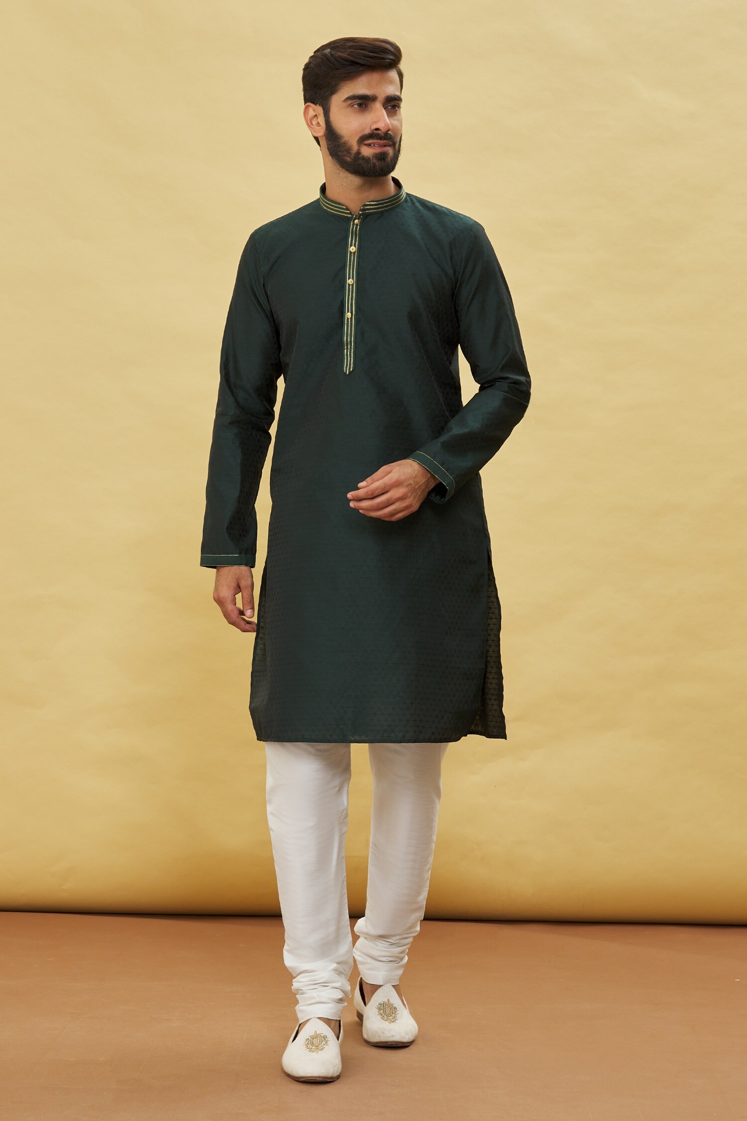 Buy Green Silk Embroidered Floral Mandarin Collar Kurta Set For Men by