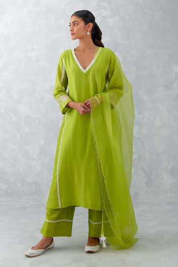 Women Green Chanderi Sequin Embroidered Kurta with Pant & Embroidered Organza Dupatta