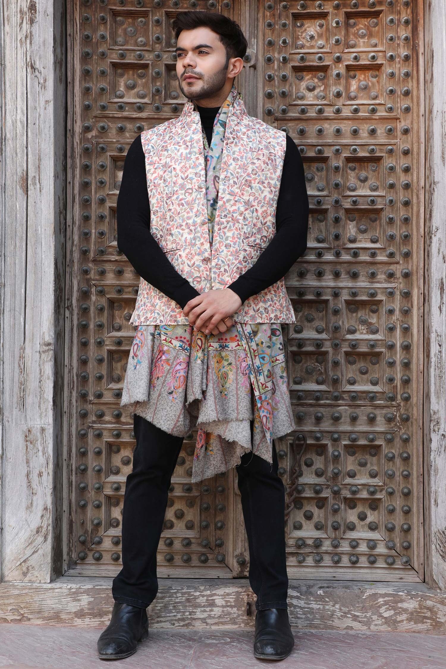 DUSALA Grey Kalamkari Pashmina Wool Design Handwoven Shawl