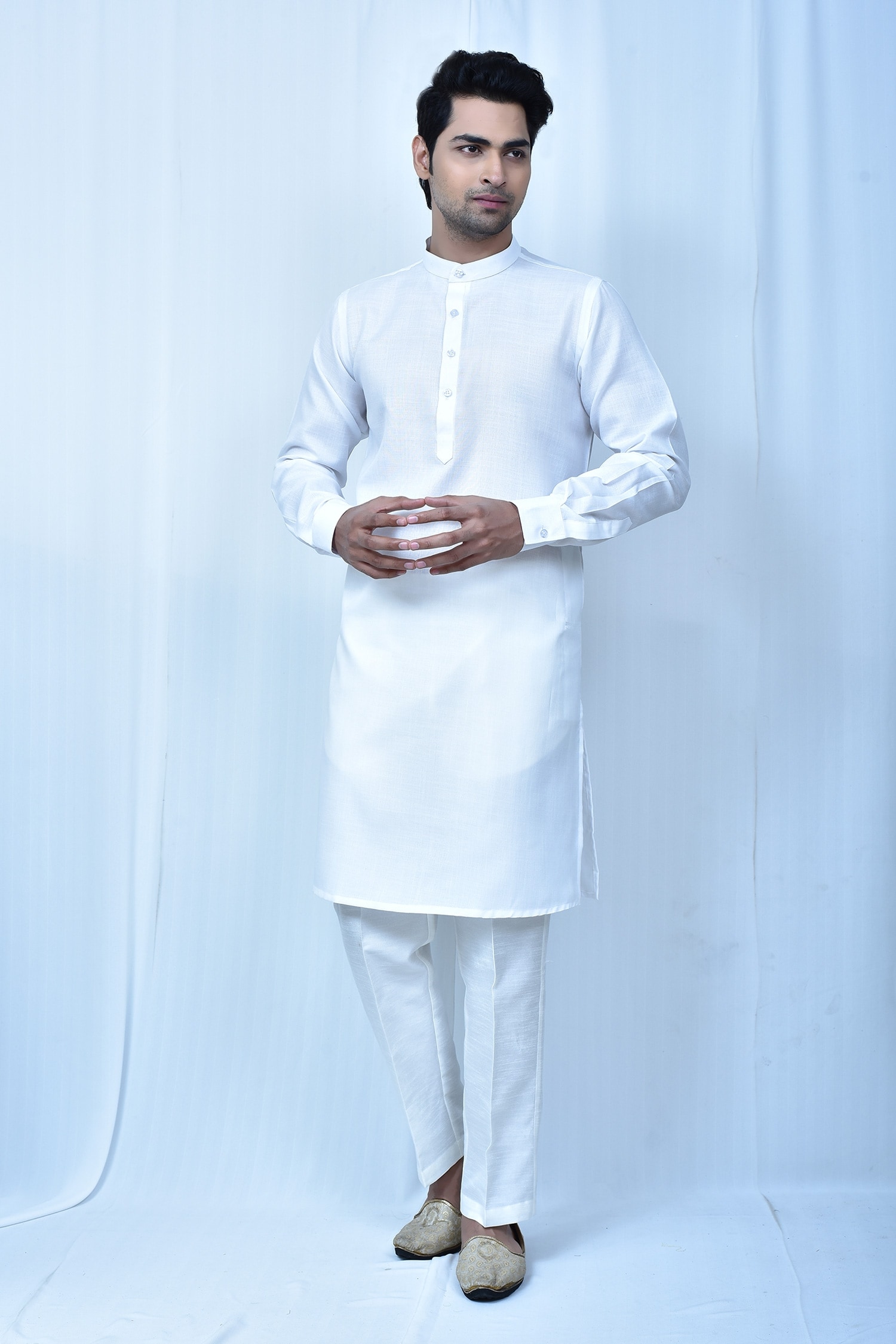 Samyukta Singhania White Kurta: Linen Cotton Plain Set For Men