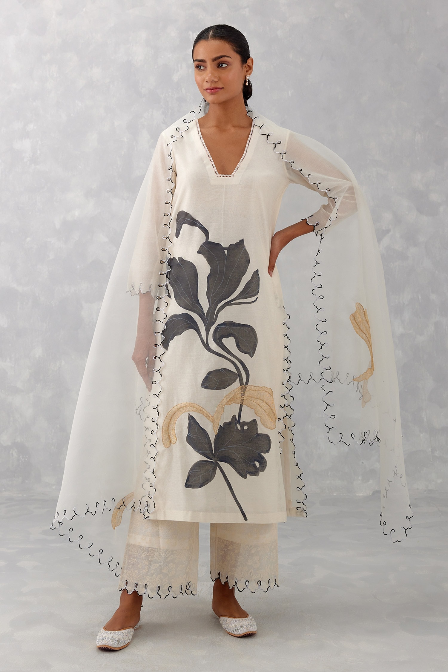 Buy Ivory Silk Chanderi Hand Painted Floral Pattern Kurta Palazzo Set ...