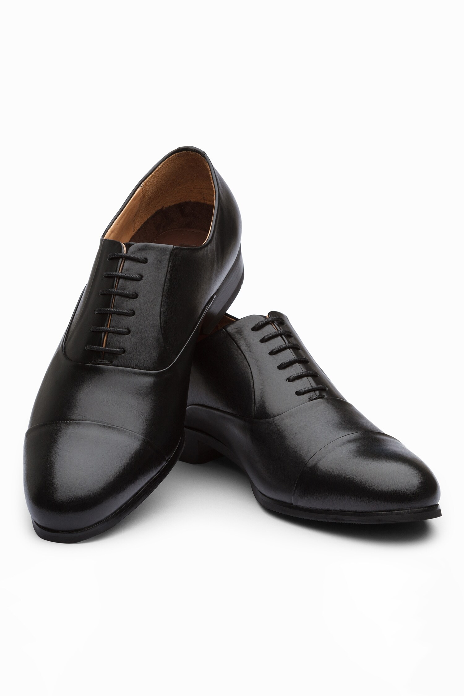 Buy Black Toe Cap Leather Oxford Shoes For Men by dapper Shoes Online at Aza Fashions.