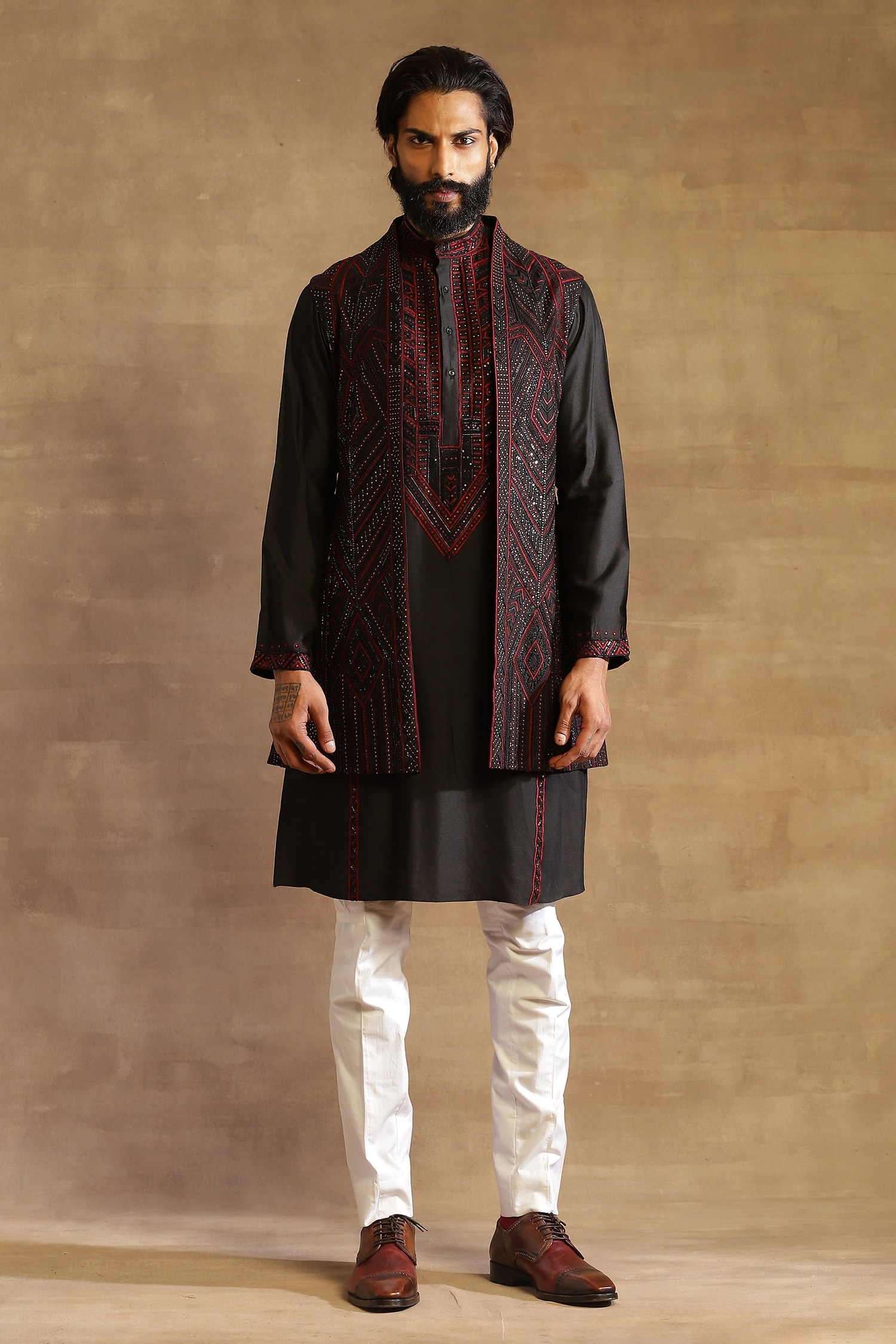 Raghavendra Rathore Jodhpur Black Raw Silk Embroidered Geometric Pattern Long Waistcoat For Men