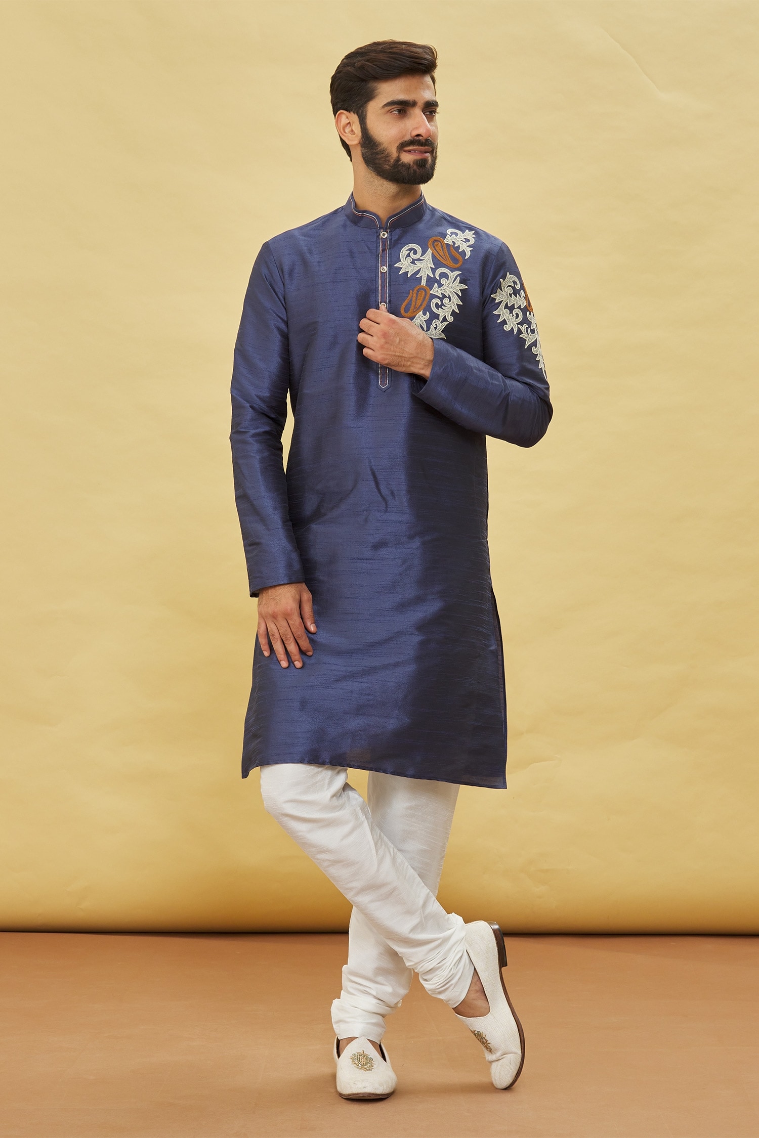 Placement Paisley Embroidered Kurta Set 