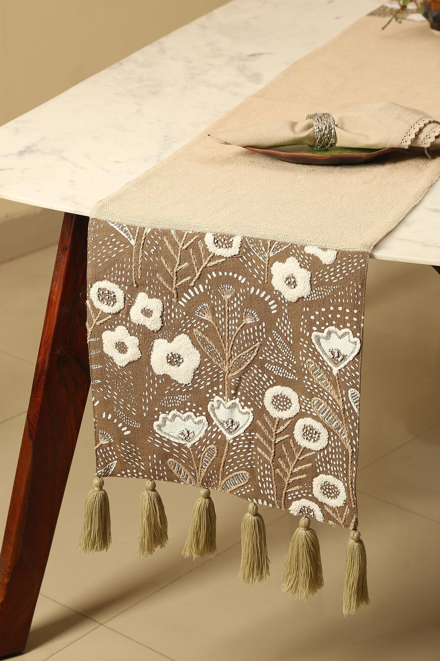 Buy Amoli Concepts Hand Painted Table Runner Online Aza Fashions