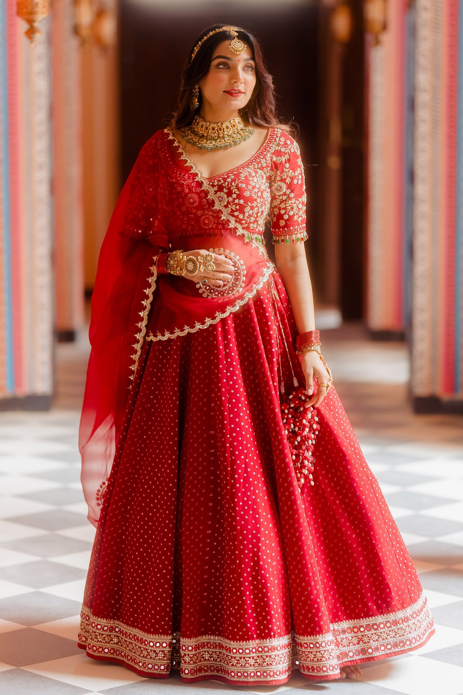 10+ Bandhani Lehengas For Brides Who Love Traditional Textiles! - Wedbook