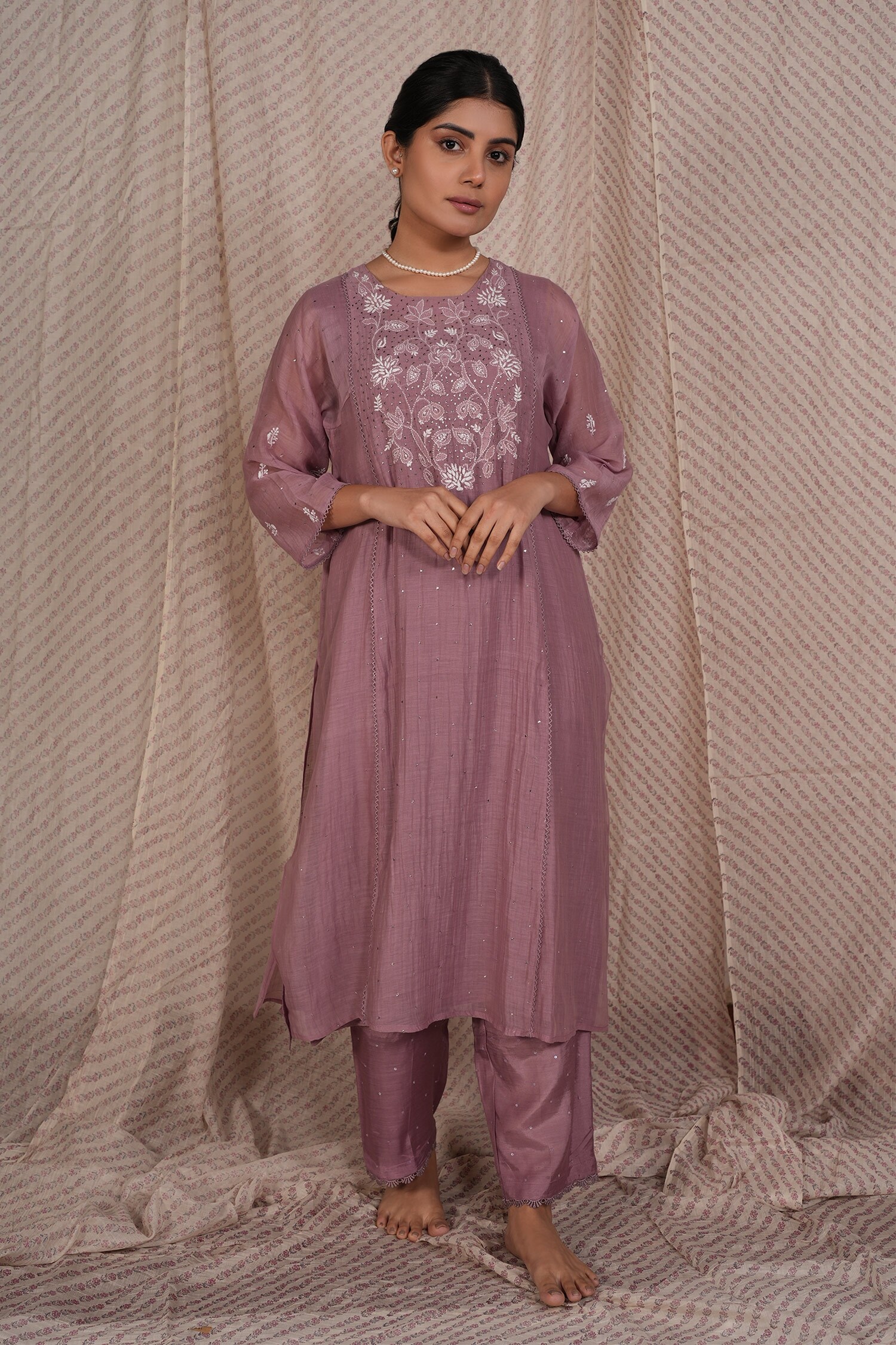 Buy Purple Chanderi Mull Embroidery Water Color Lilac Chikankari Kurta ...