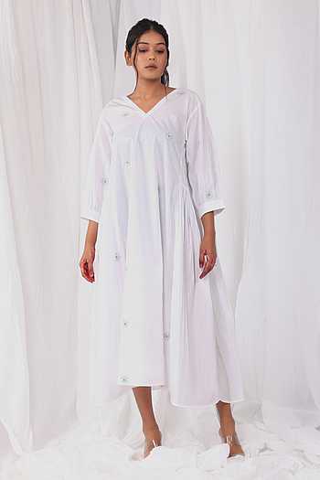 Bagh Cotton V Neck Off White Hand Embroidered Dress main image 1
