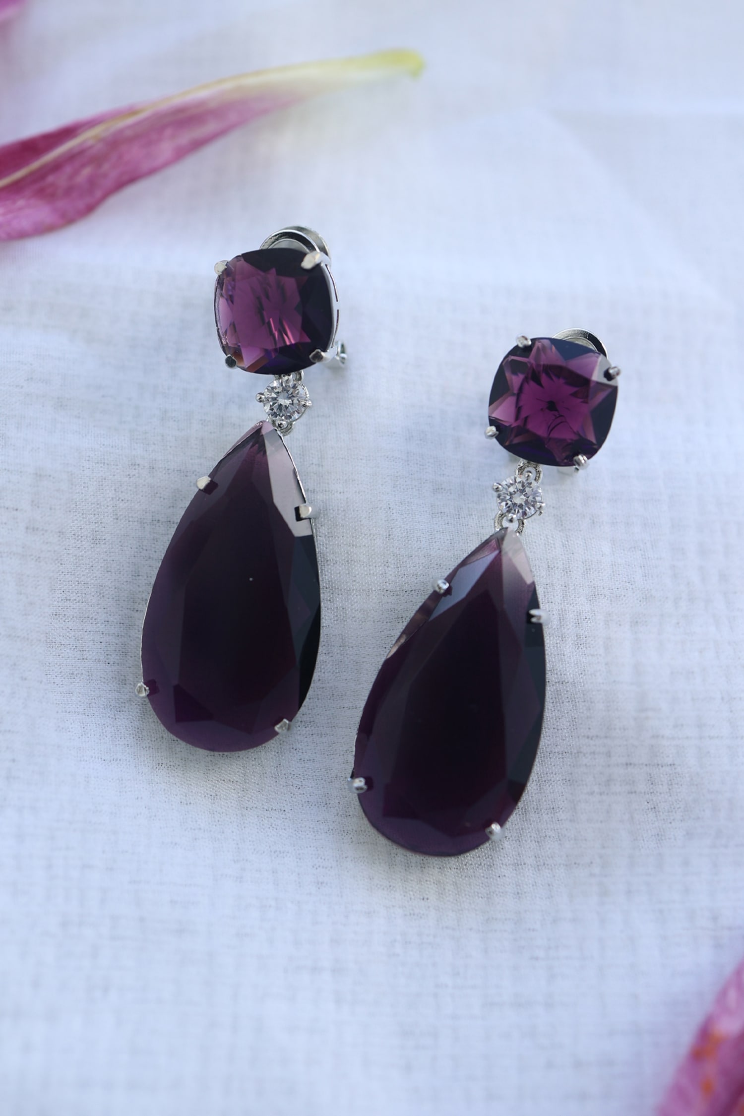 Purple Crystal Stud Earrings Bridal Purple Amethyst Earrings - Etsy | Purple  amethyst earrings, Amethyst earrings gold, Etsy earrings