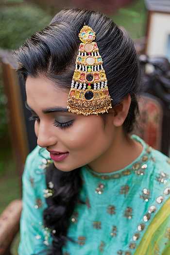 Buy Multi Color Thread Mirror Hand Embroidered Passa by Kanyaadhan by ...