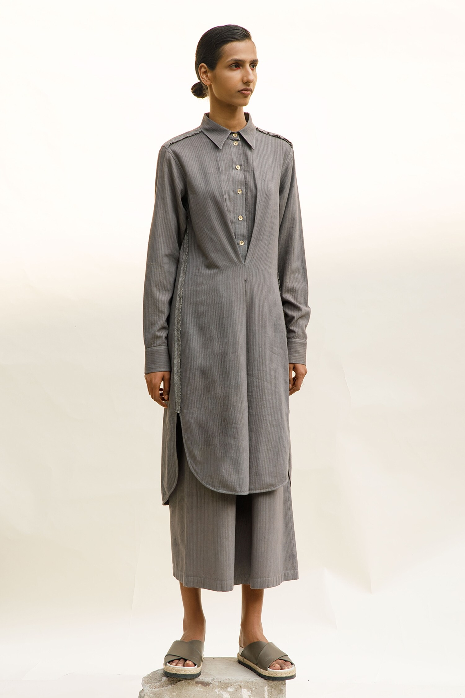 Urvashi Kaur Grey Handwoven Organic Cotton Duality Stripe Pattern Flared Pant