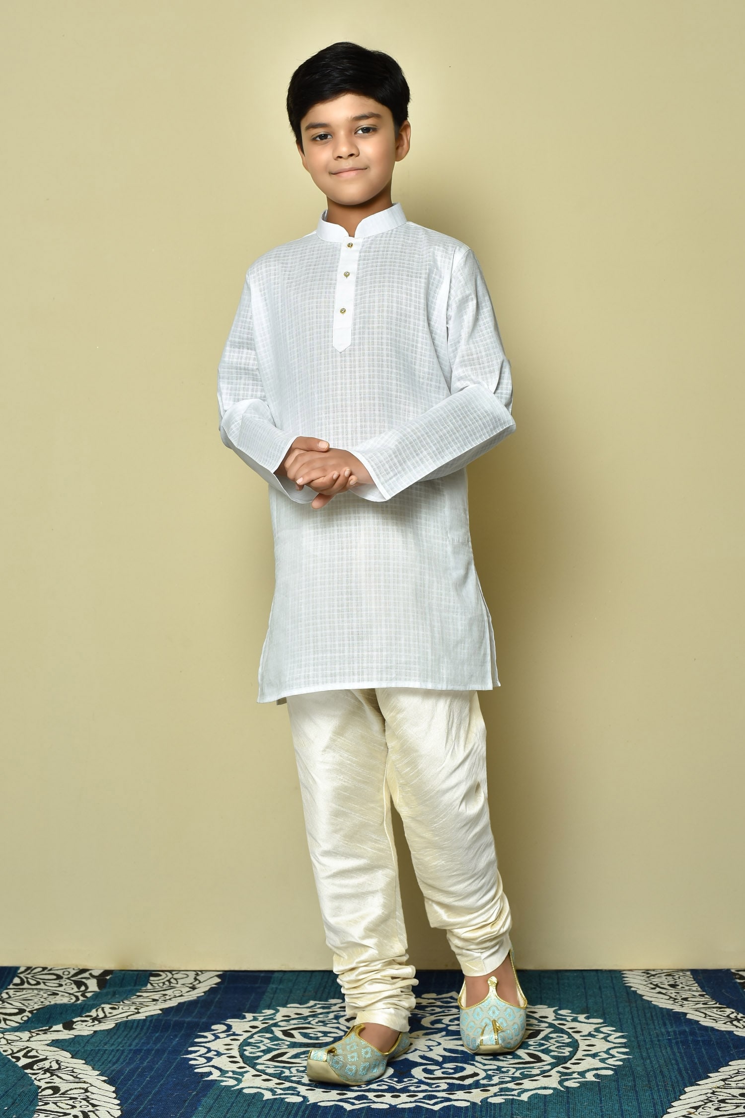 Patterned Kurta & Churidar Set 