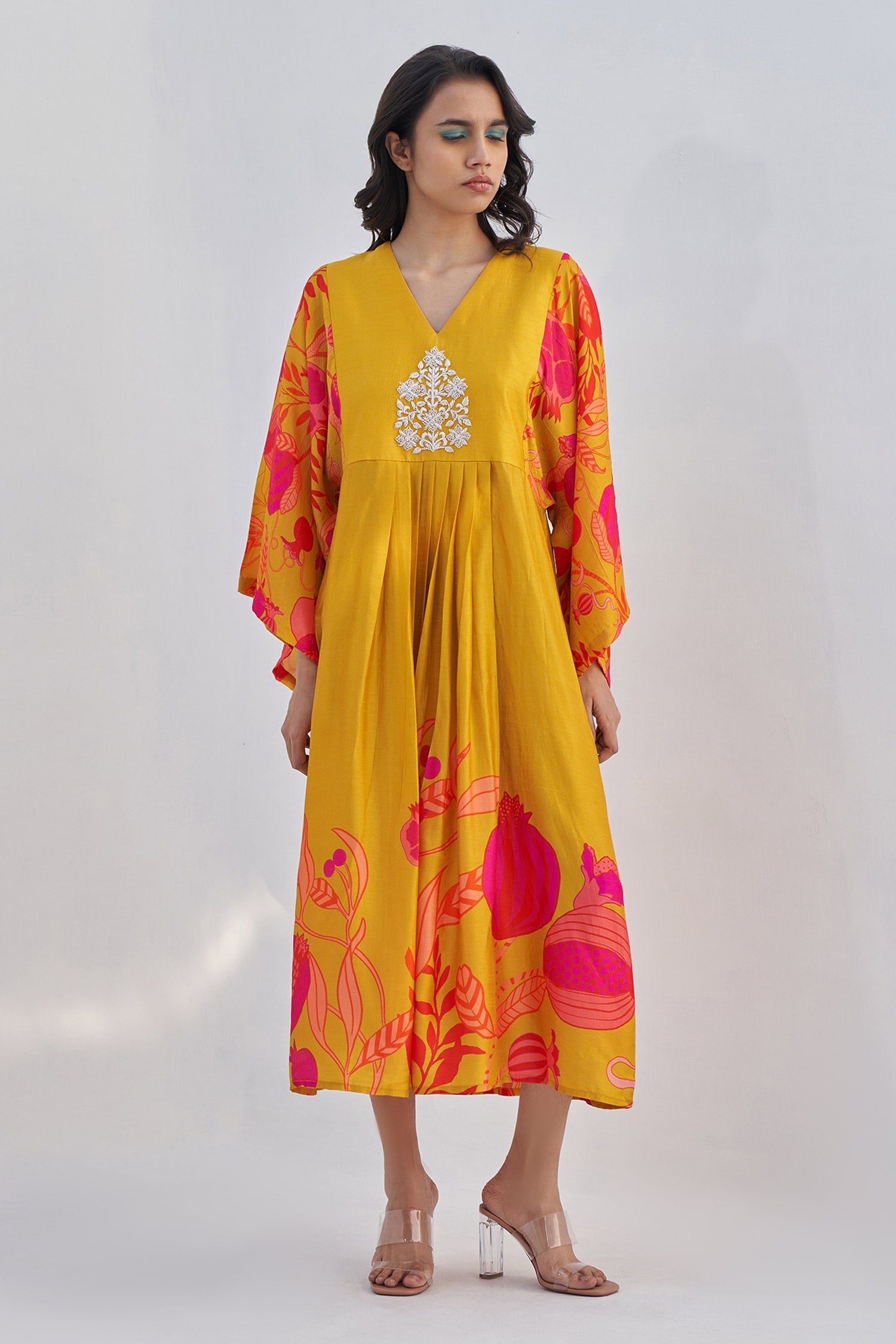 Buy Archana Shah Yellow Silk Conto Pomo Pattern Kimono Tunic Online ...