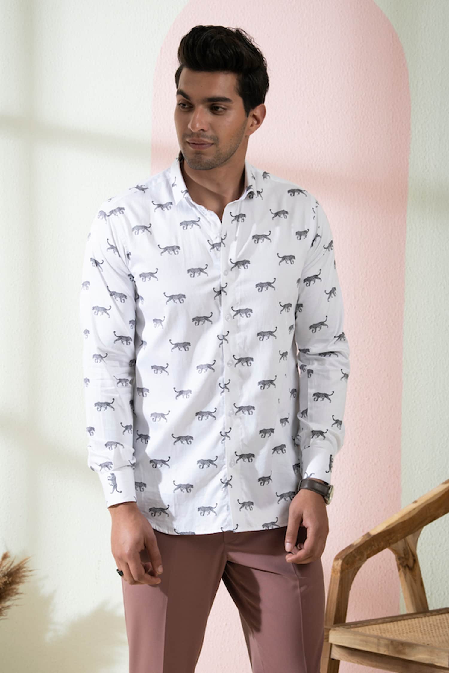 Hilo Design White Cotton Printed Leopard Feline Shirt For Men