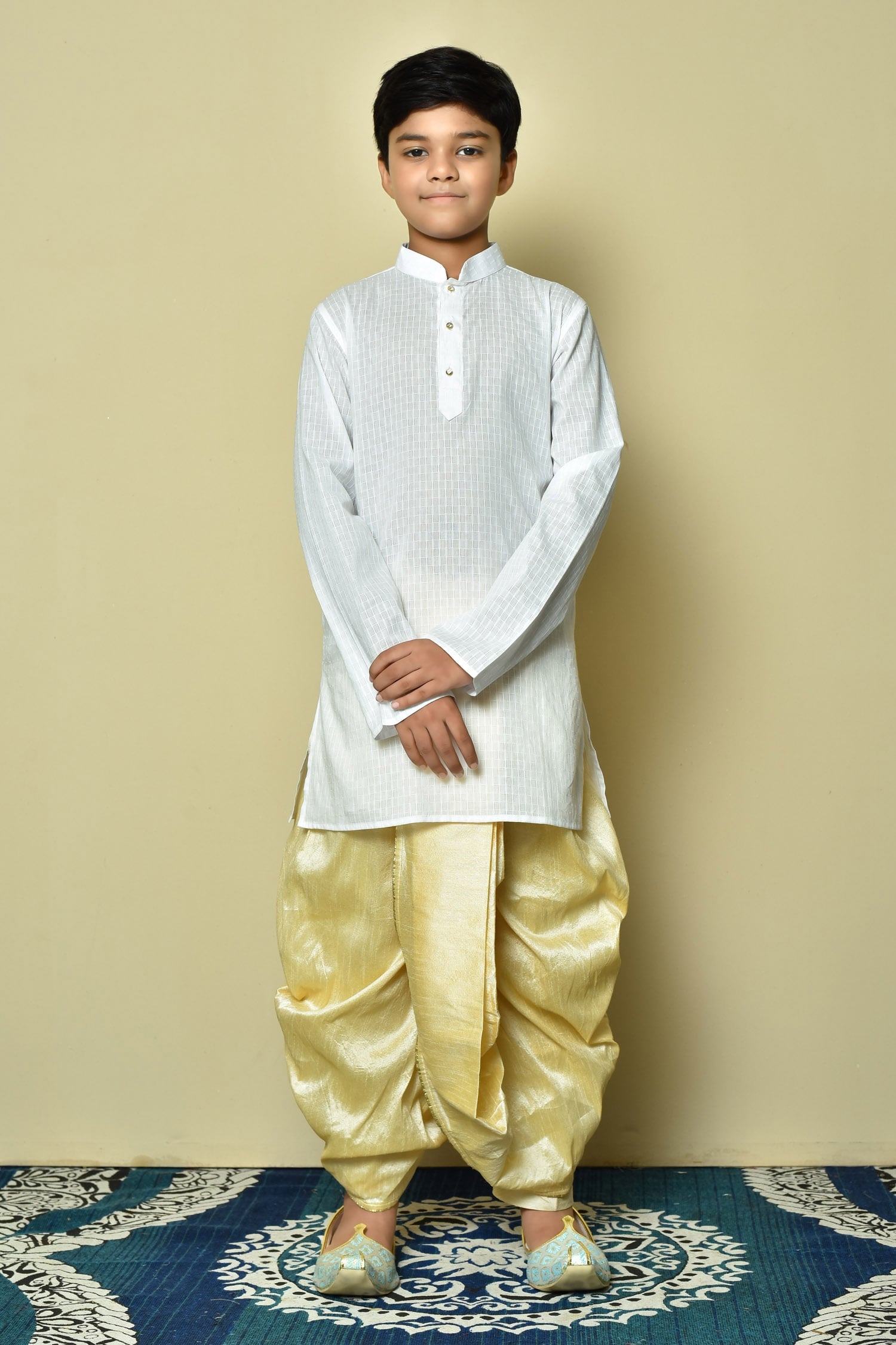 Patterned Kurta & Dhoti Set 