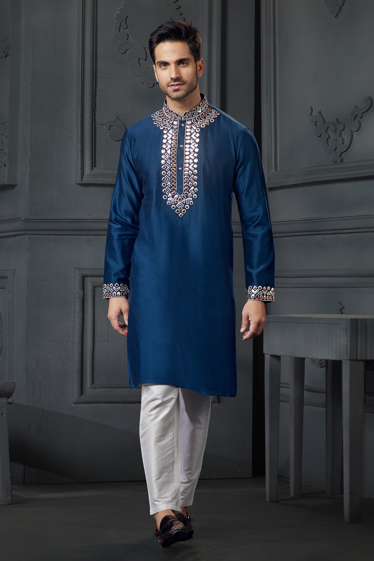 Buy Blue Vis Silk And Spun Lining 100% Placement Kurta Set For Men by ...