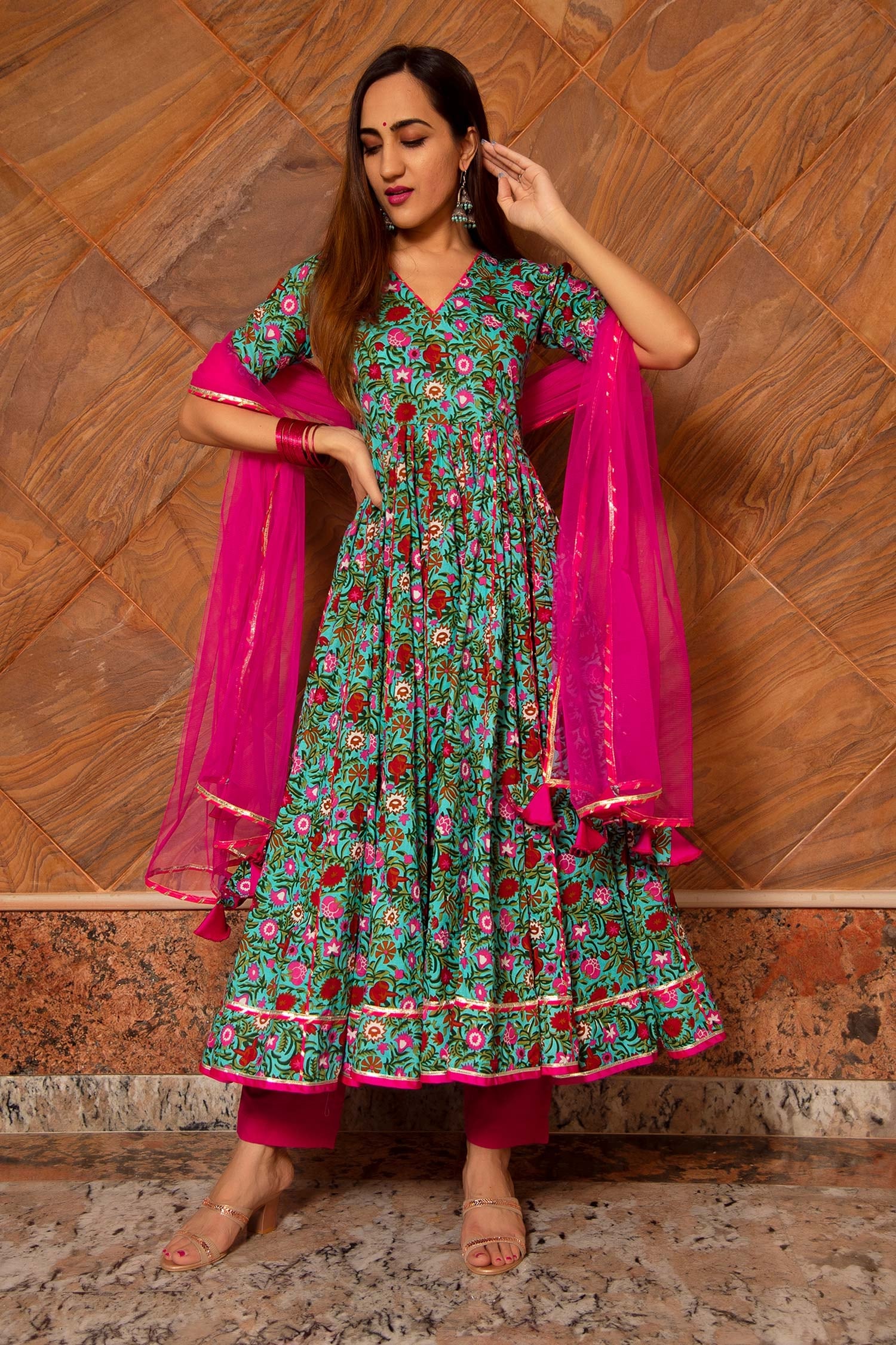 POMCHA JAIPUR Green Anarkali And Pant: Cotton Printed Floral Surangi Half Sleeve Set For Women