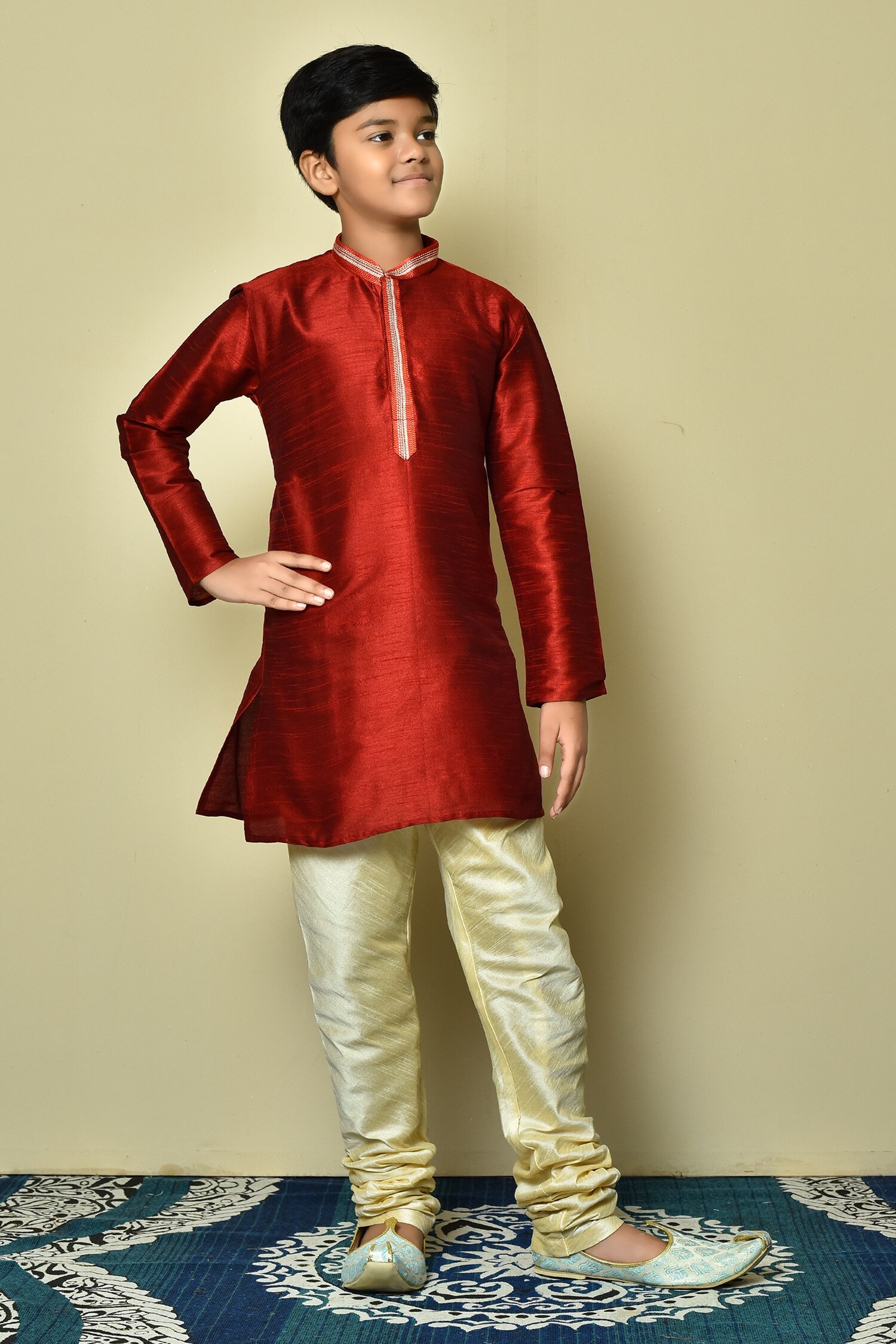 Buy Samyukta Singhania Embroidered Mandarin Collar Kurta For Boys