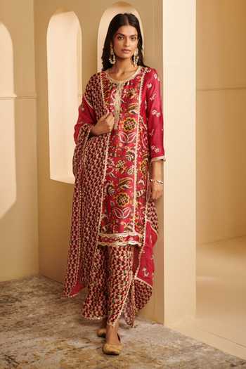 Gynaikeia Royxa Plekta Set Kenna Fouxia Plekto Set Top Kai Panteloni Kenna Fuchsia Knitted Set With Top And Pants main image 1