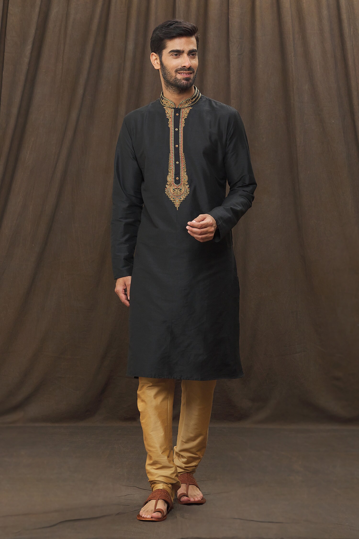 Buy Black Kurta Slub Silk Mandarin Collar And Metallic Churidar Set For Men by Samyukta
