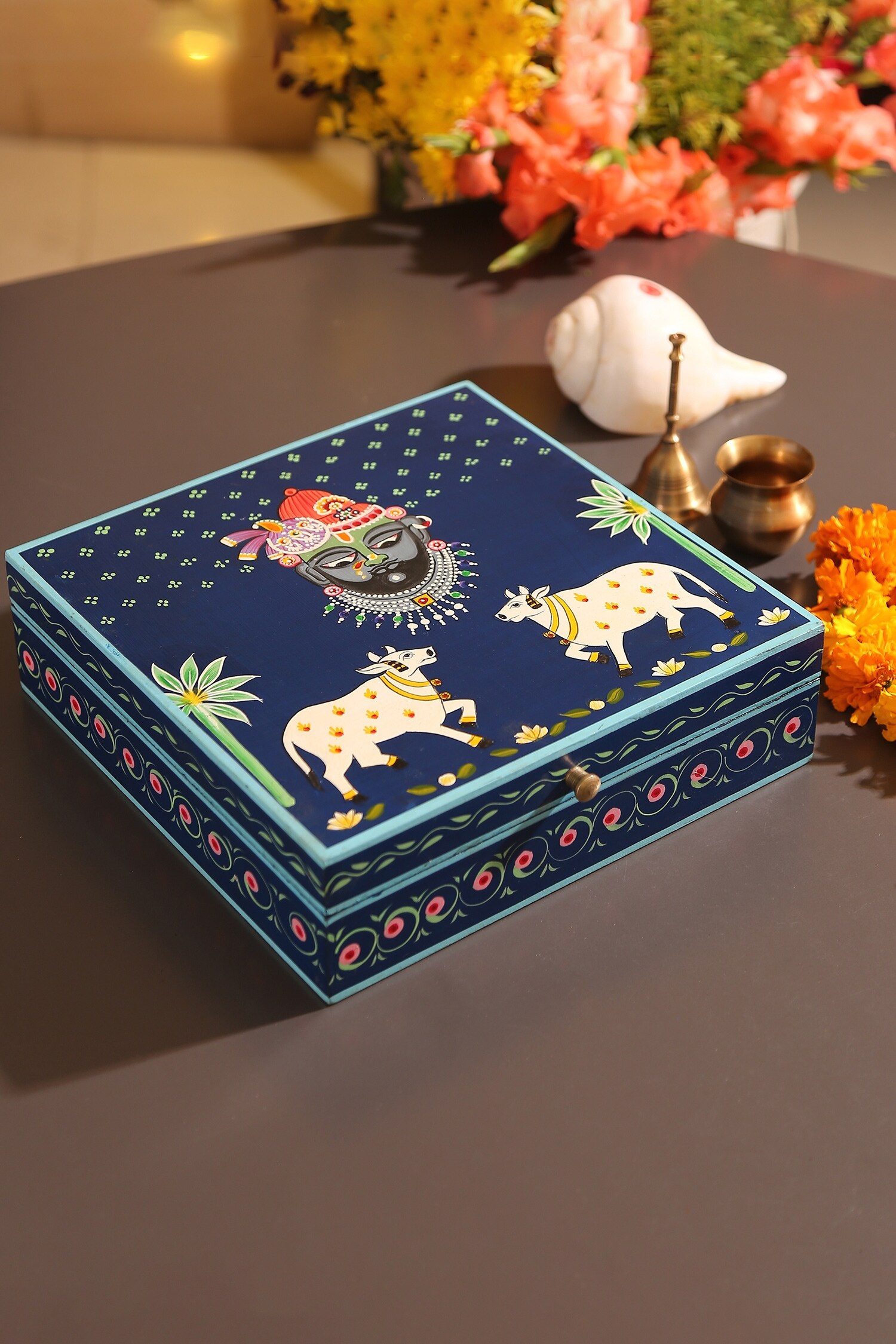 Buy Amoli Concepts Pichwai Krishna Hand Painted Wooden Box Online Aza