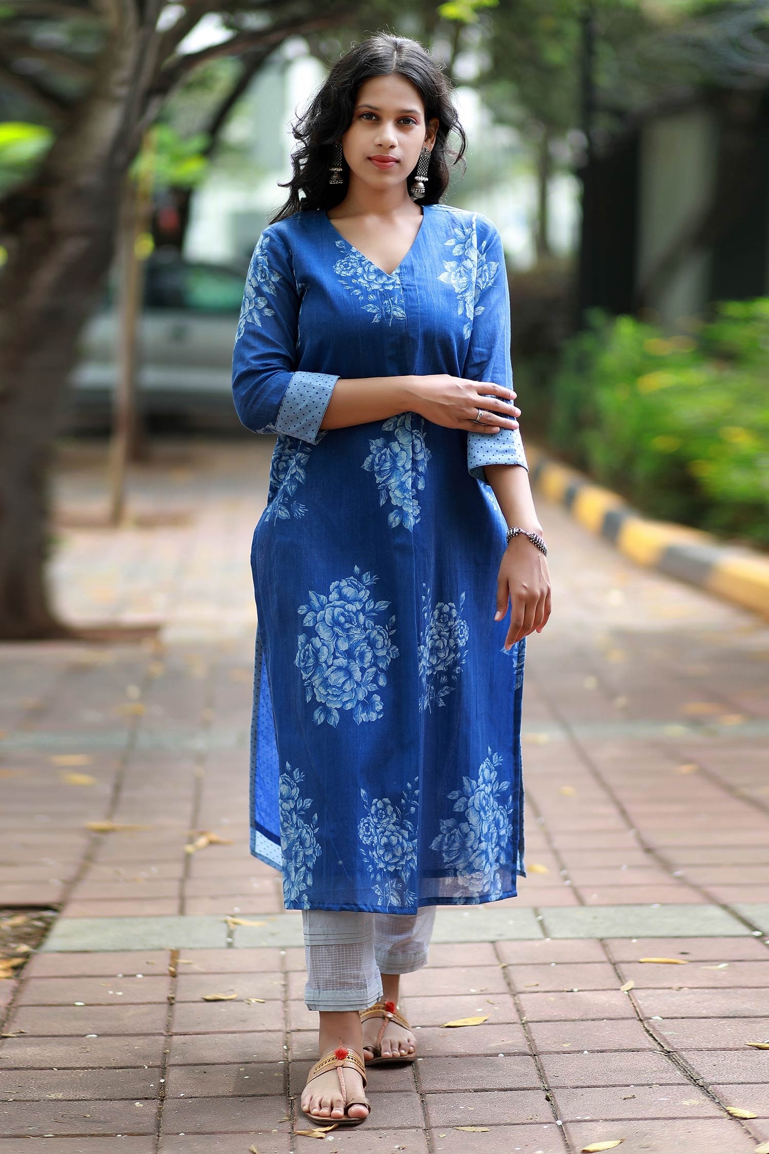 Buy Blue Cotton Floral V Neck Straight Kurta And Pant Set For