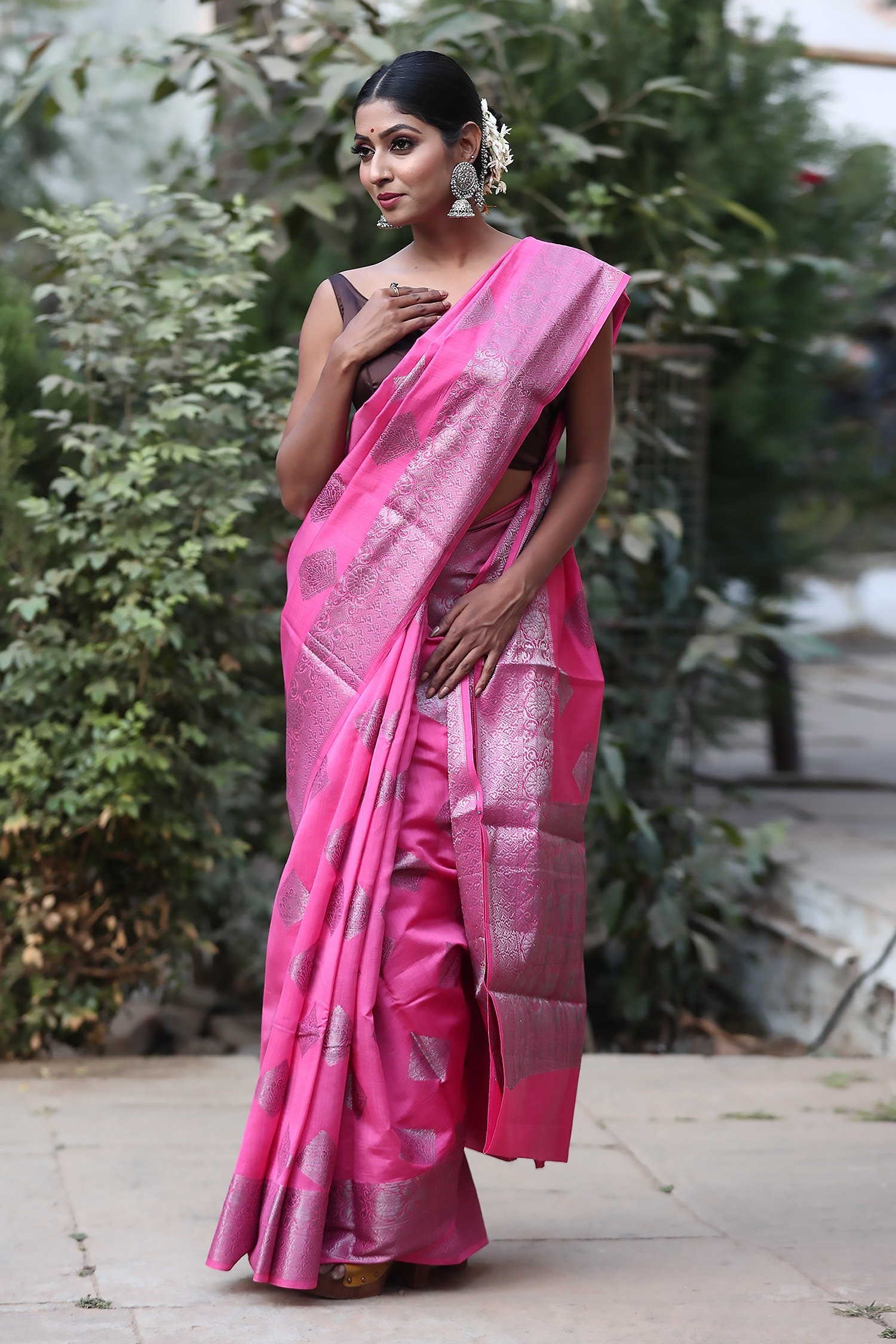 Buy Pink Chiniya Silk Handwoven Zari Banarasi Saree For Women by ...