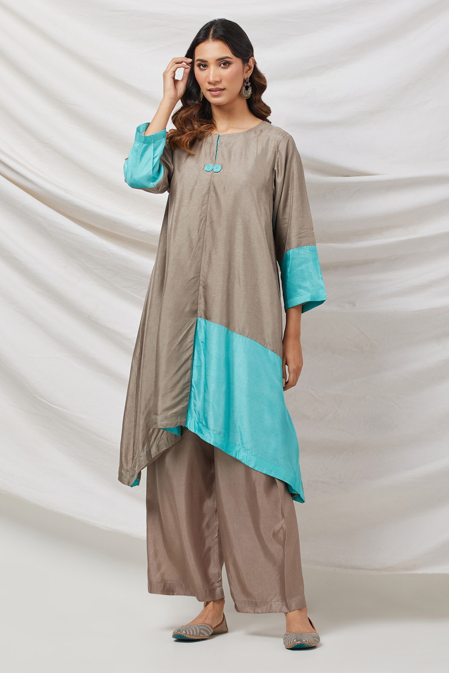 Buy Basanti Kapde Aur Koffee Beige Cotton Silk Colorblock Tunic And