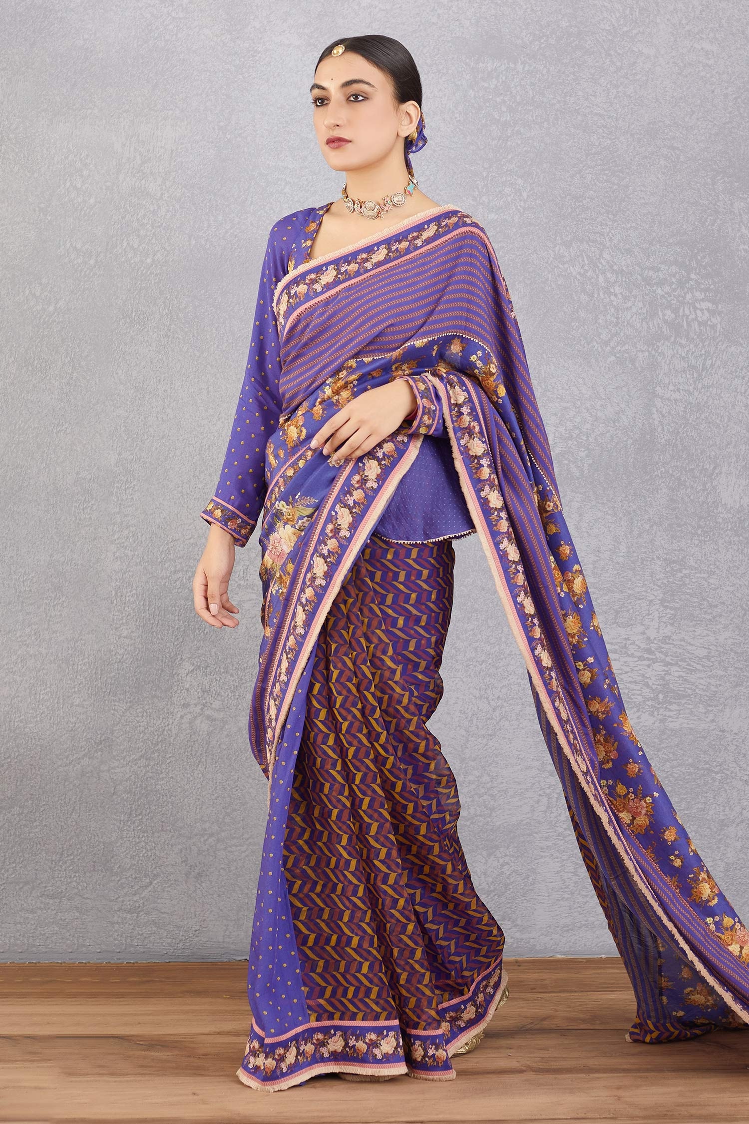 Purple Tissue Saree - Gold Purple Dual Tone Handloom Saree – Huts and Looms