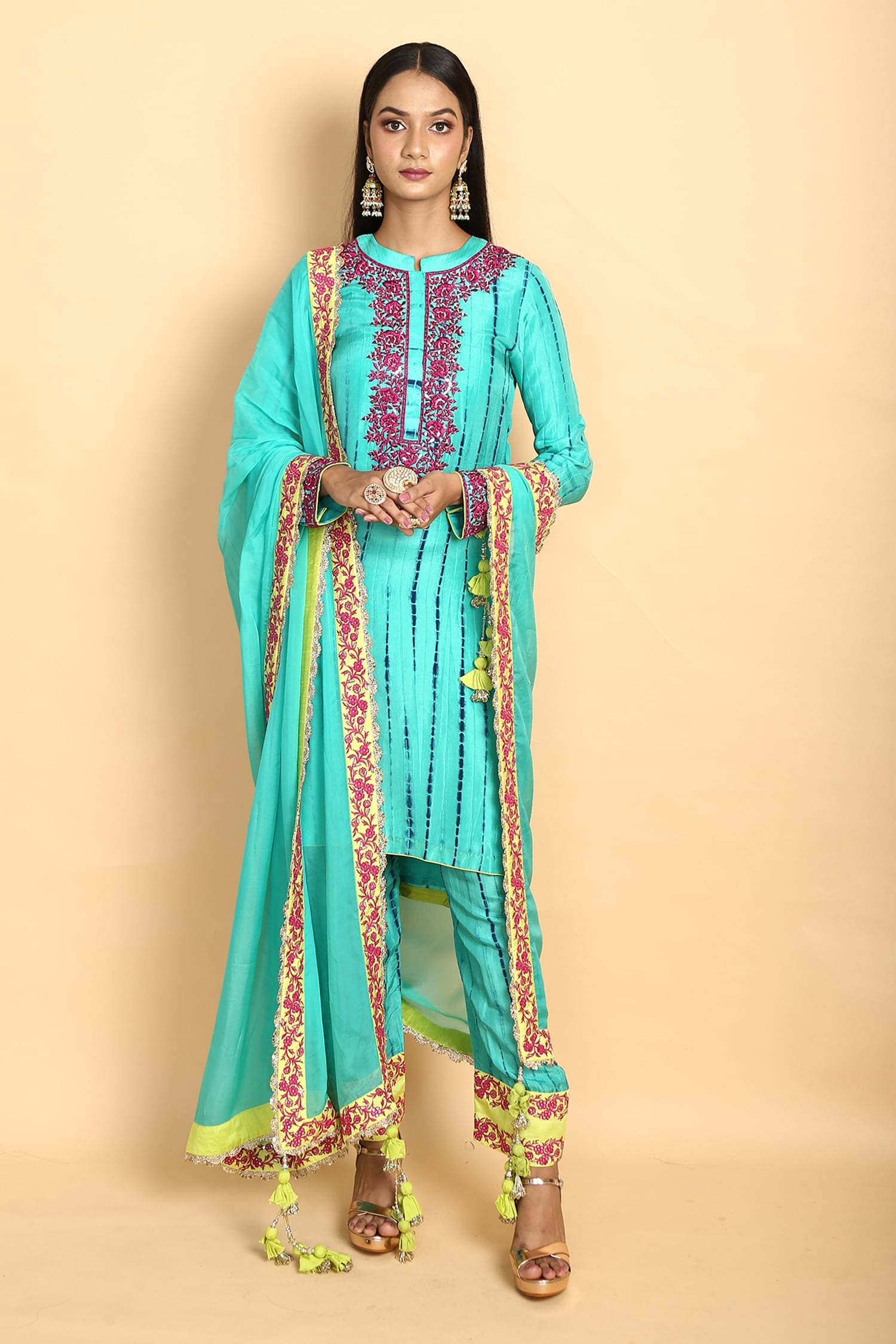 buy-blue-kurta-tie-dye-silk-embroidery-thread-mandarin-collar-set-for