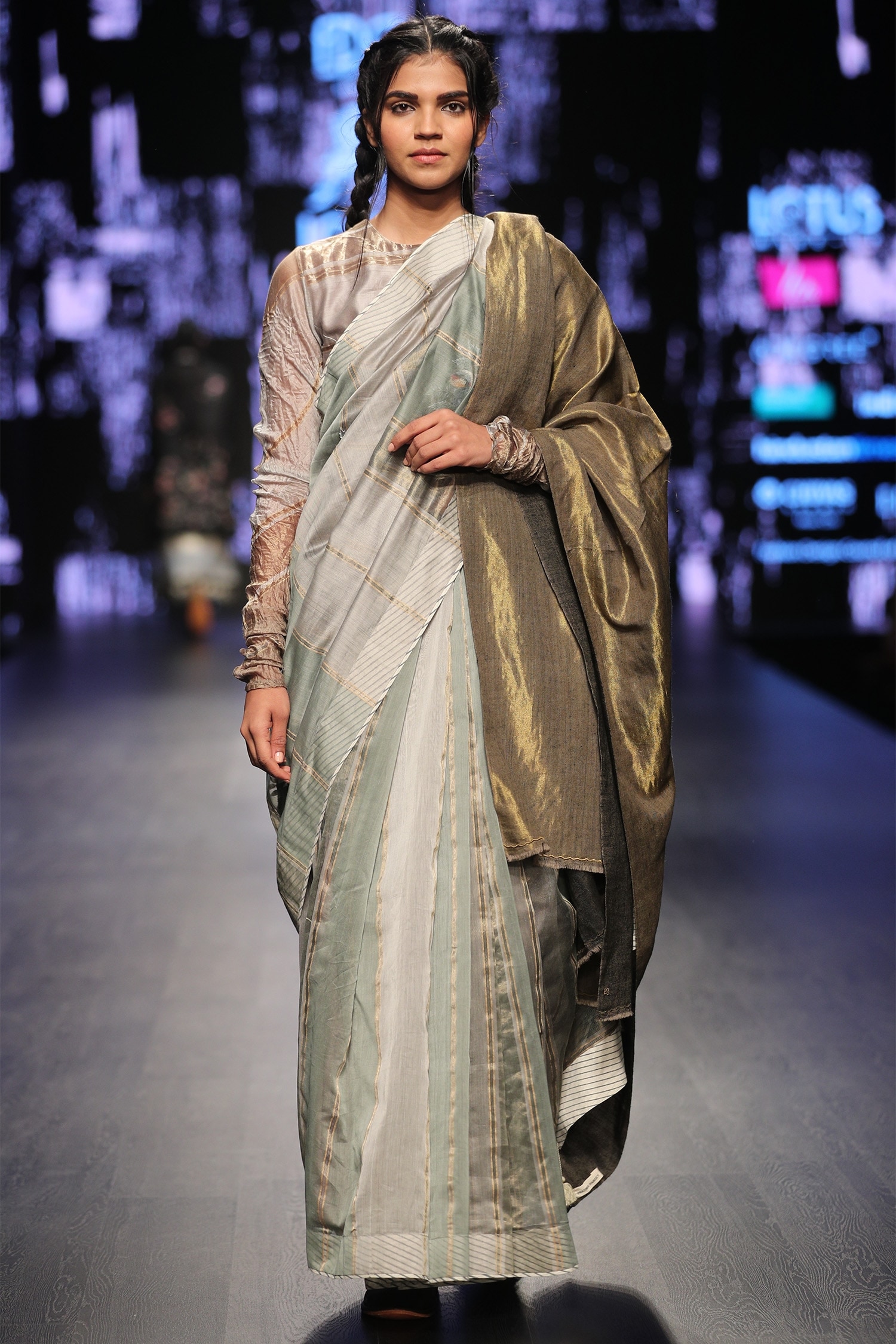 Buy Prama by Pratima Pandey Embroidered saree & blouse with shawl ...