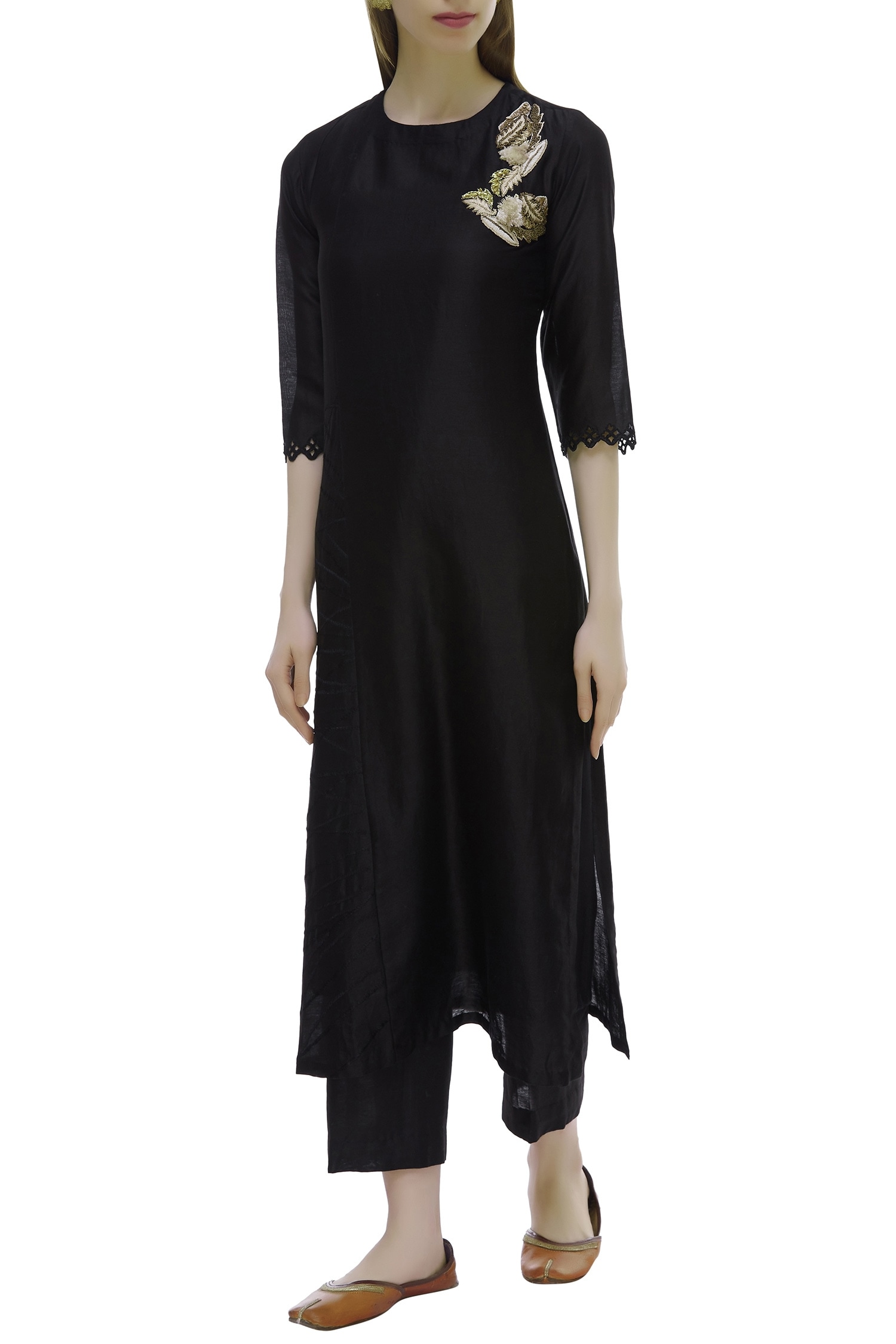 Buy Mathili's Black Maheshwari Silk Straight Kurta Set Online | Aza ...