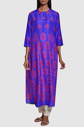 Aspora Seagreen Pure Silk Shibori Printed Straight Kurta With Trousers & Dupatta