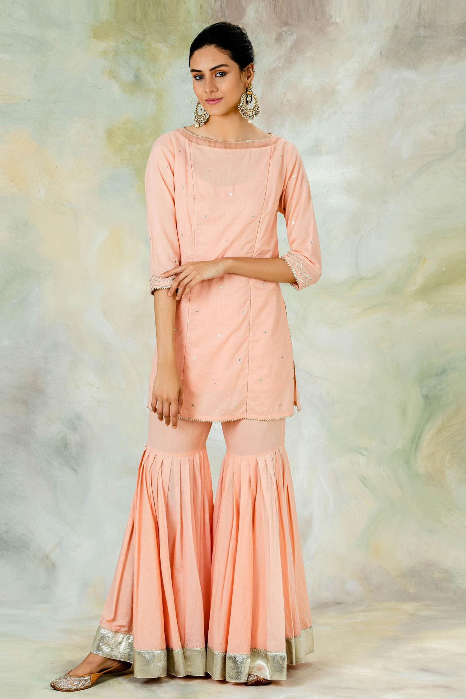 mandira kurtis