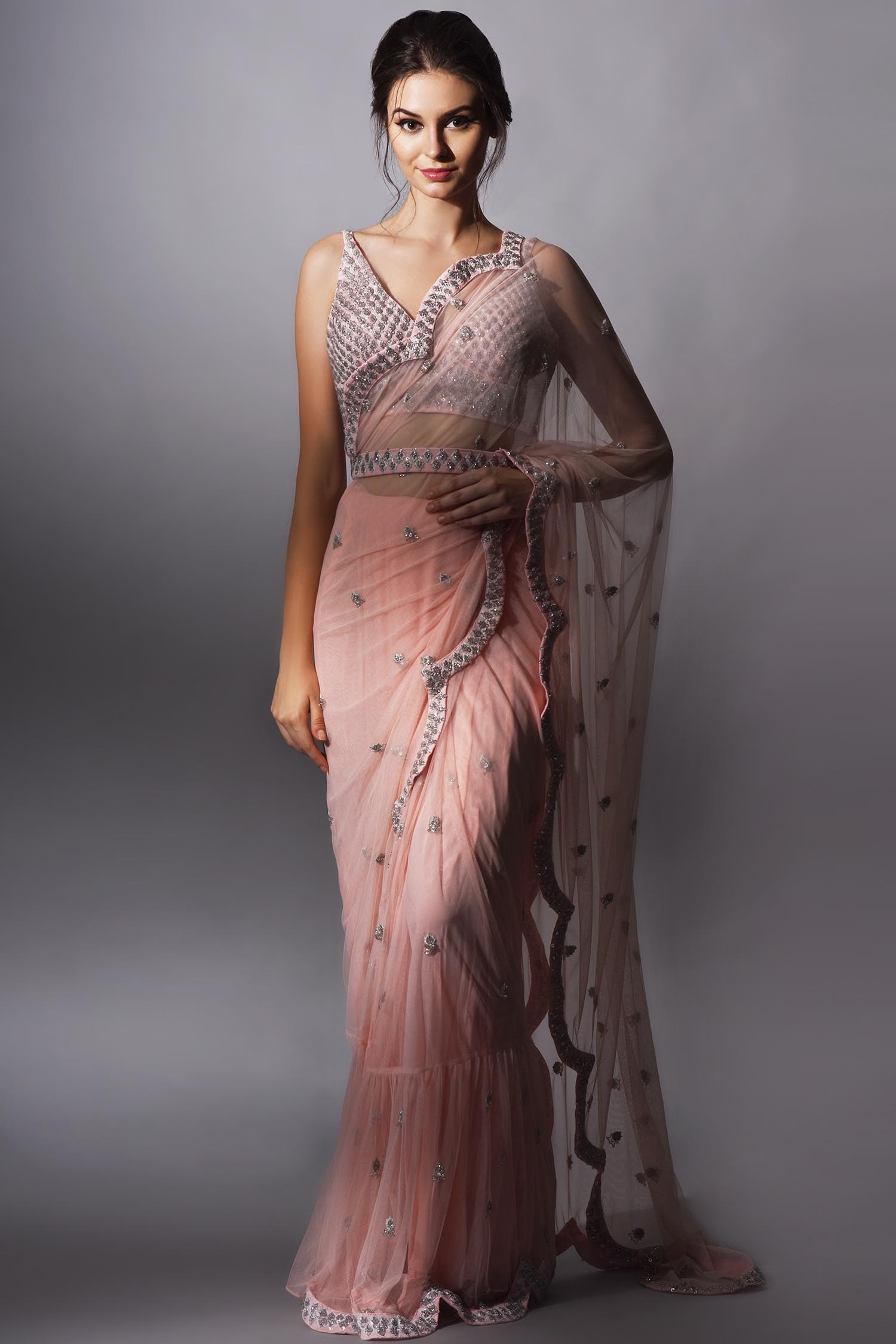 Baby Pink Embellished Cut Out Bralette With Slit Drape Saree at Rs 32000 in  Mumbai