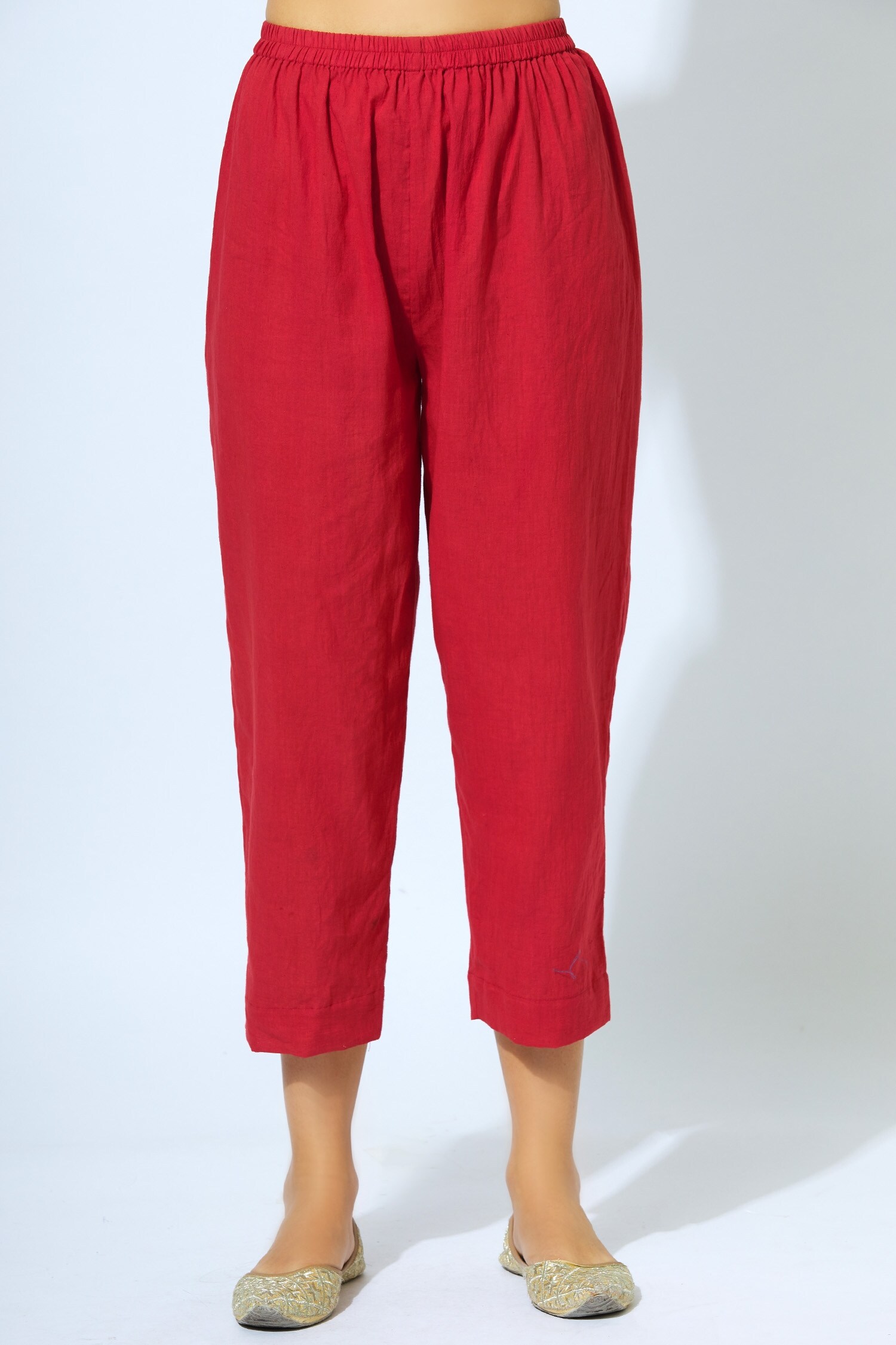 Buy Kisneel by Pam Red Cotton Foil Print Kurta Set Online | Aza Fashions