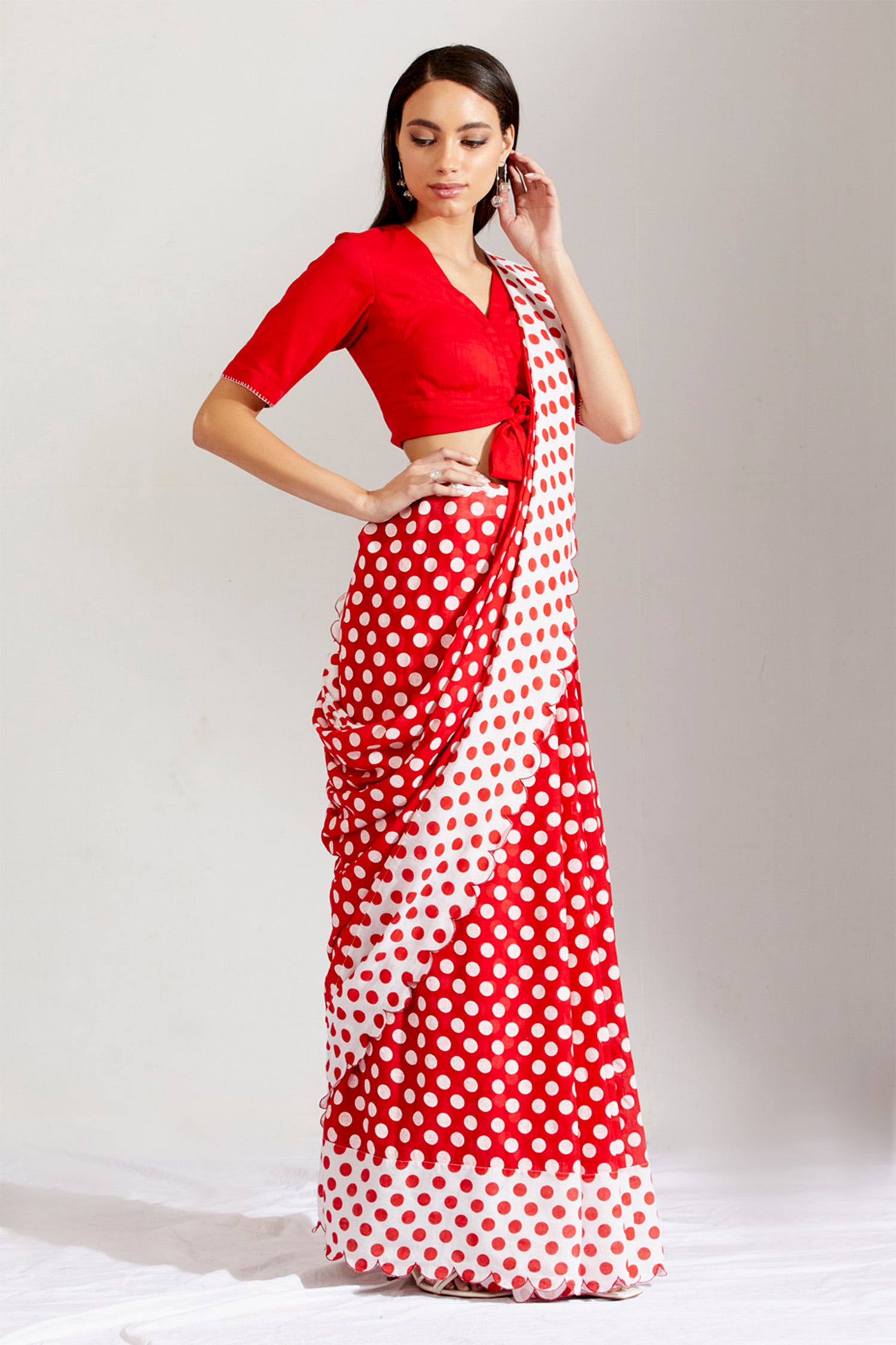 Buy LAHEJA Printed, Geometric Print, Embellished Bandhani Silk Blend Red,  Black Sarees Online @ Best Price In India | Flipkart.com