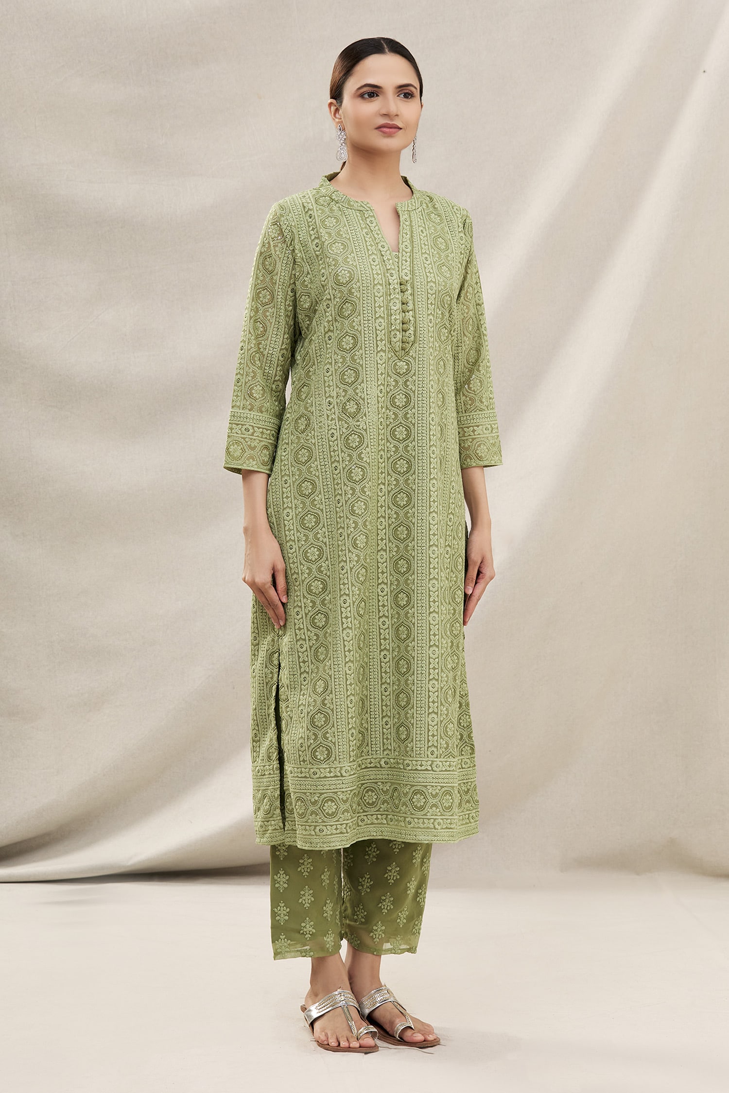 Buy Chikankari Kurta & Pant Set by Khwaab by Sanjana Lakhani at Aza