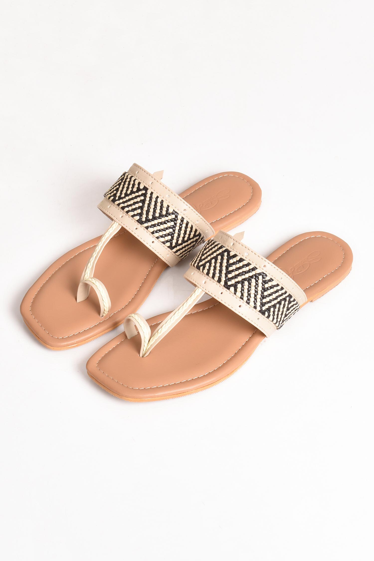 kolhapuri sandals