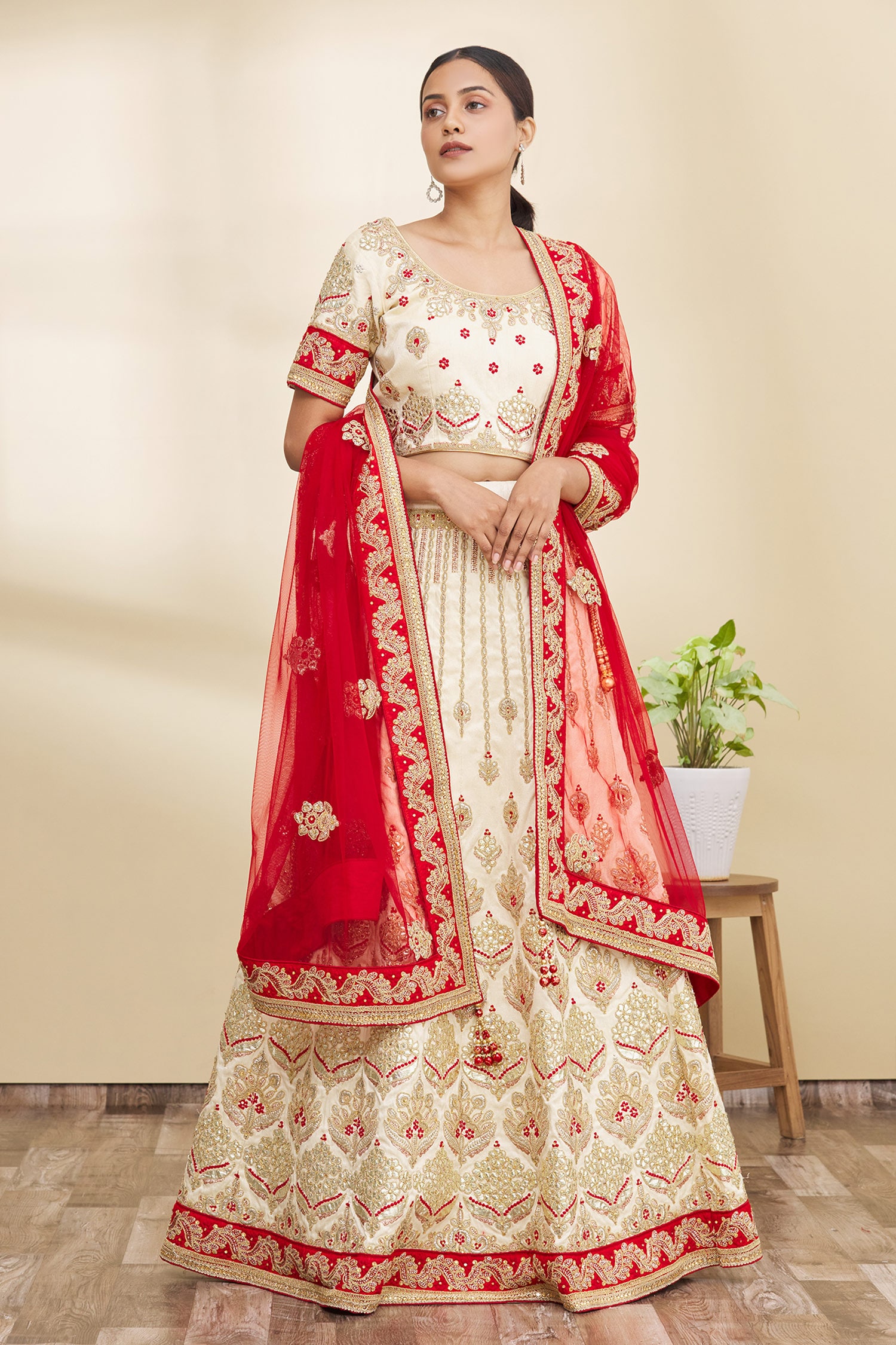 Cream lehenga for wedding party Online at Best Price - Rutbaa