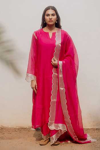 Juanita- Handwoven chanderi pink kaldidar