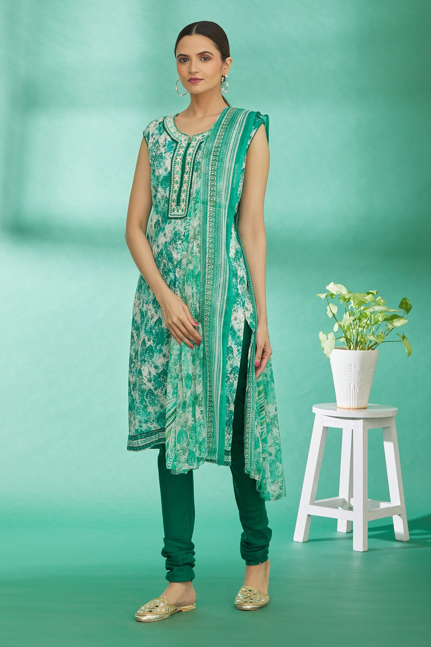Buy Green Kurta And Pant Cotton Dupatta Chiffon Printed Floral