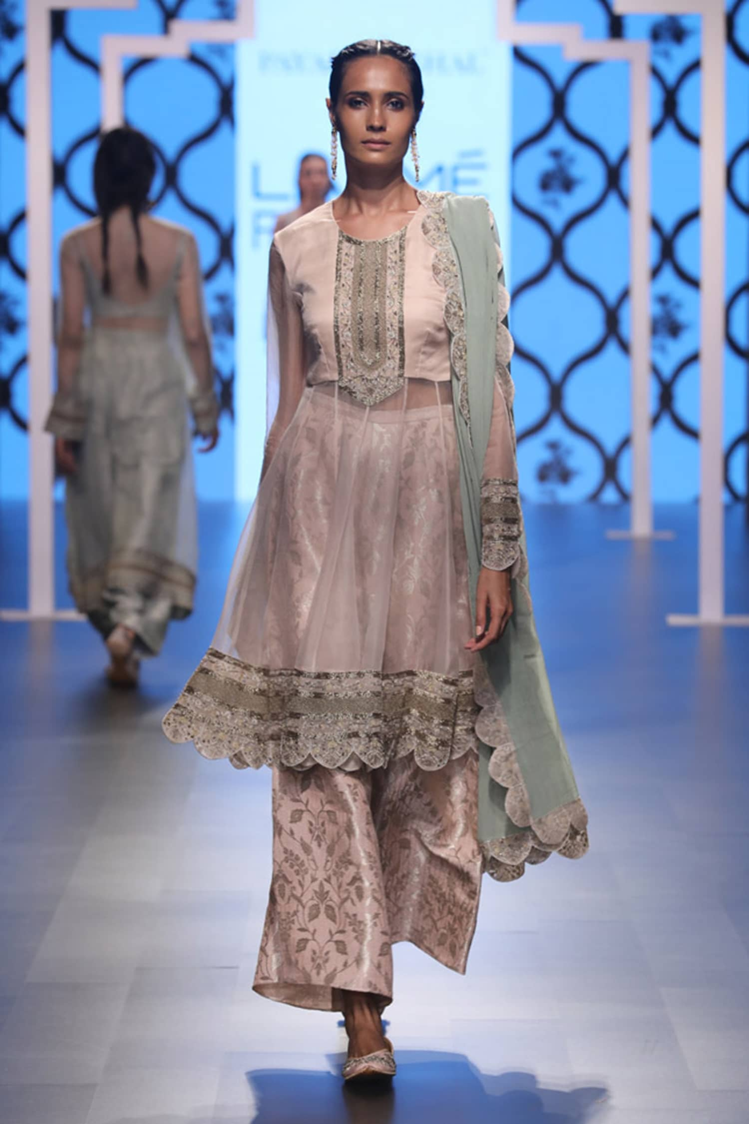 Payal Singhal - White Silkmul Embroidered Round Inaya Kurta Palazzo Set For  Women