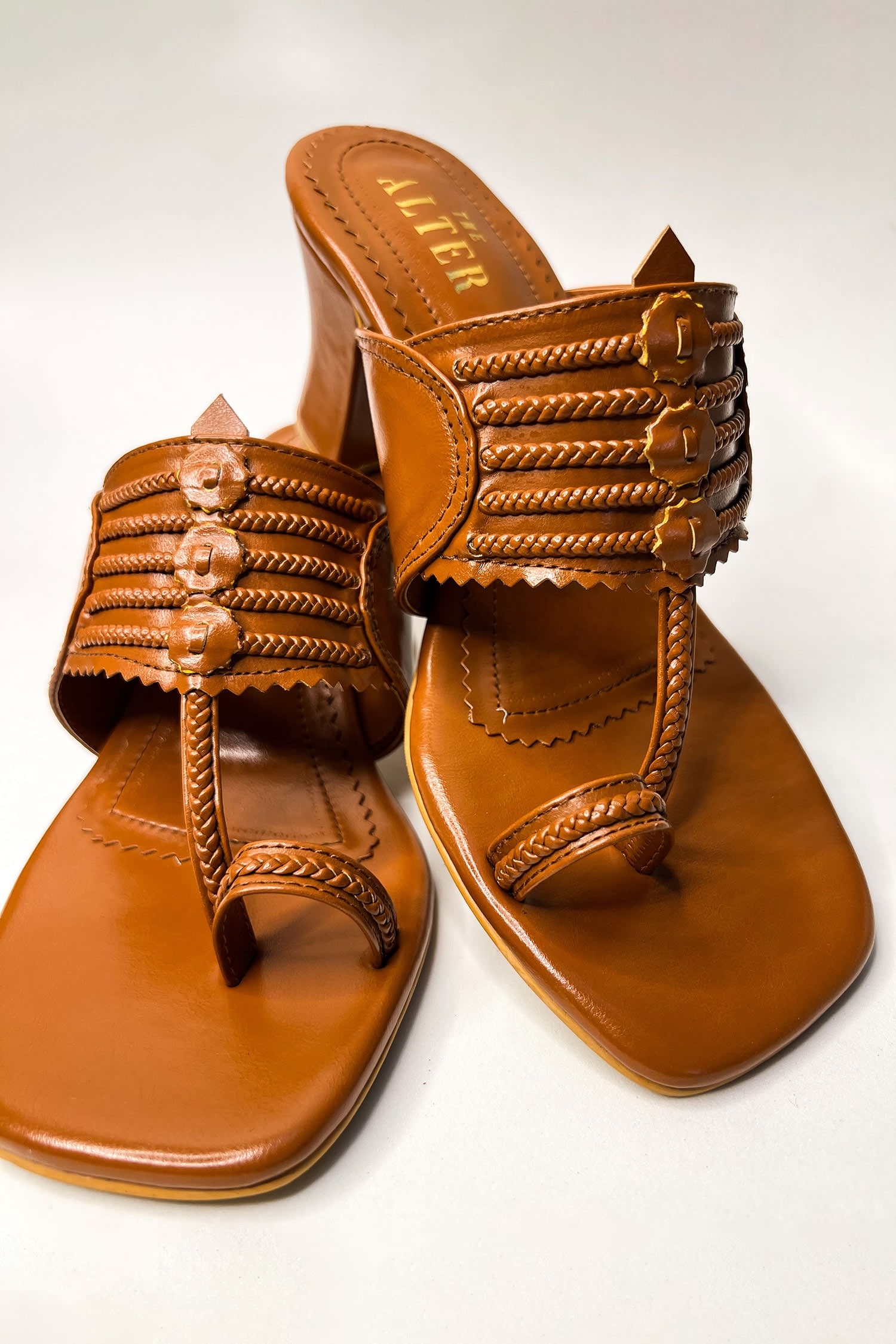 Glimmer Golden Vegan Leather Kolhapuri Heels – TJORI