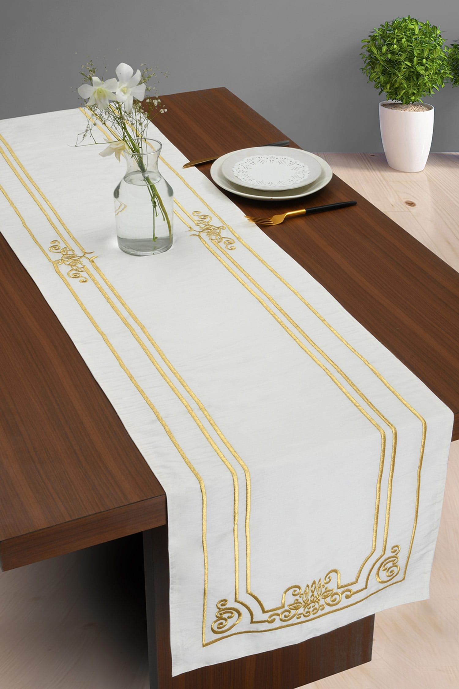 MJ Label - White Embroidery Baroque Border Table Runner