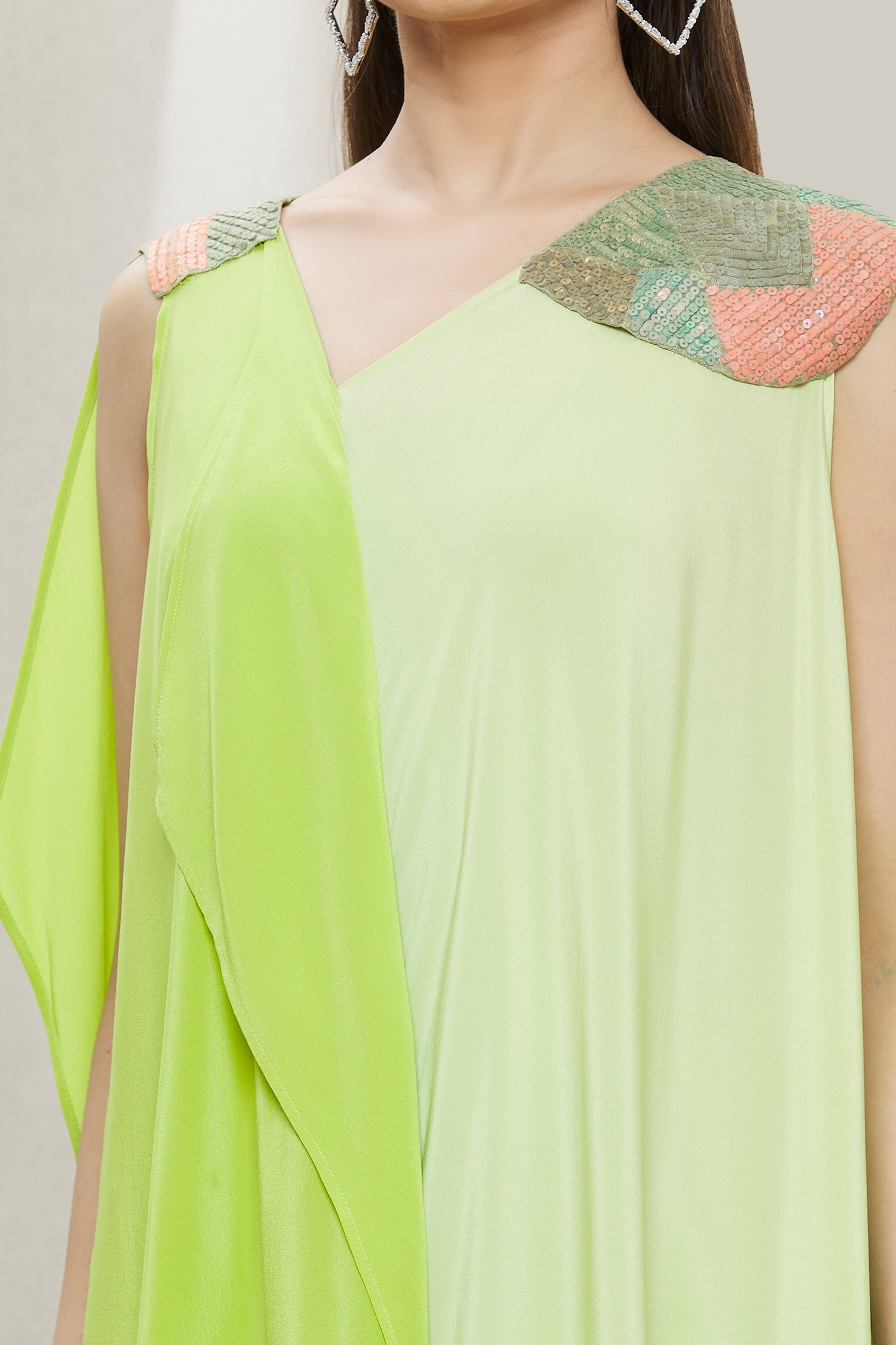 Green And Gold Color Combination Dress | urbtic.com
