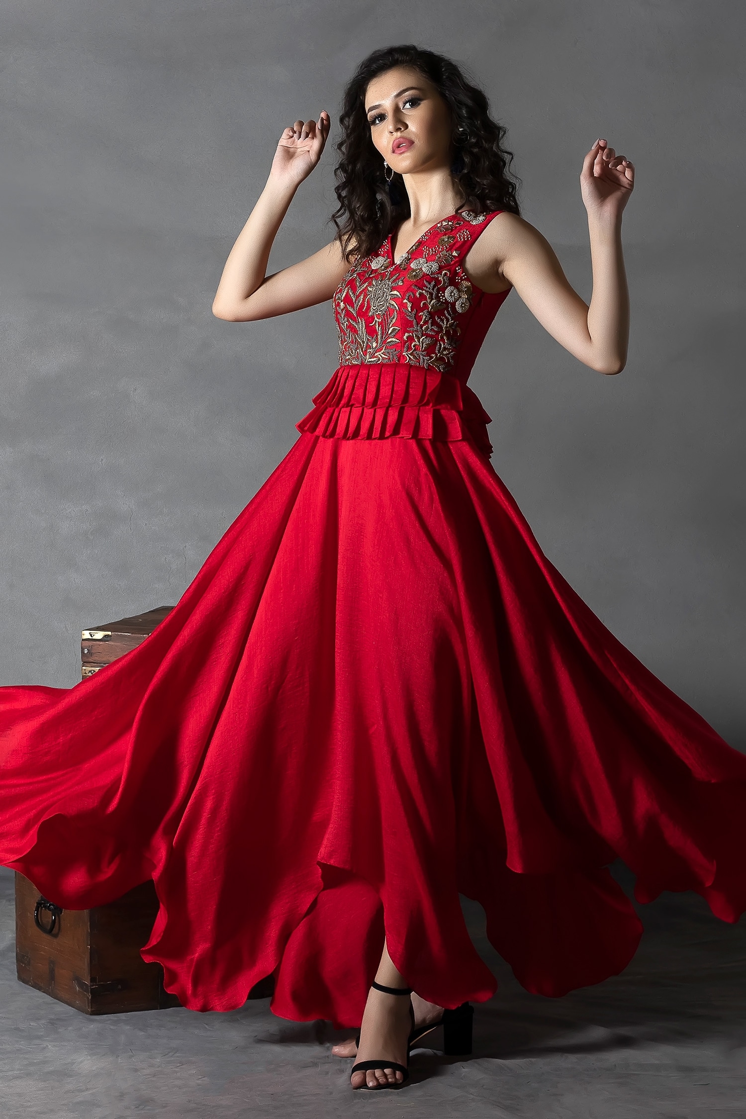 Buy S&A by Anu Pellakuru Matka Silk Floral Embroidered Gown Online