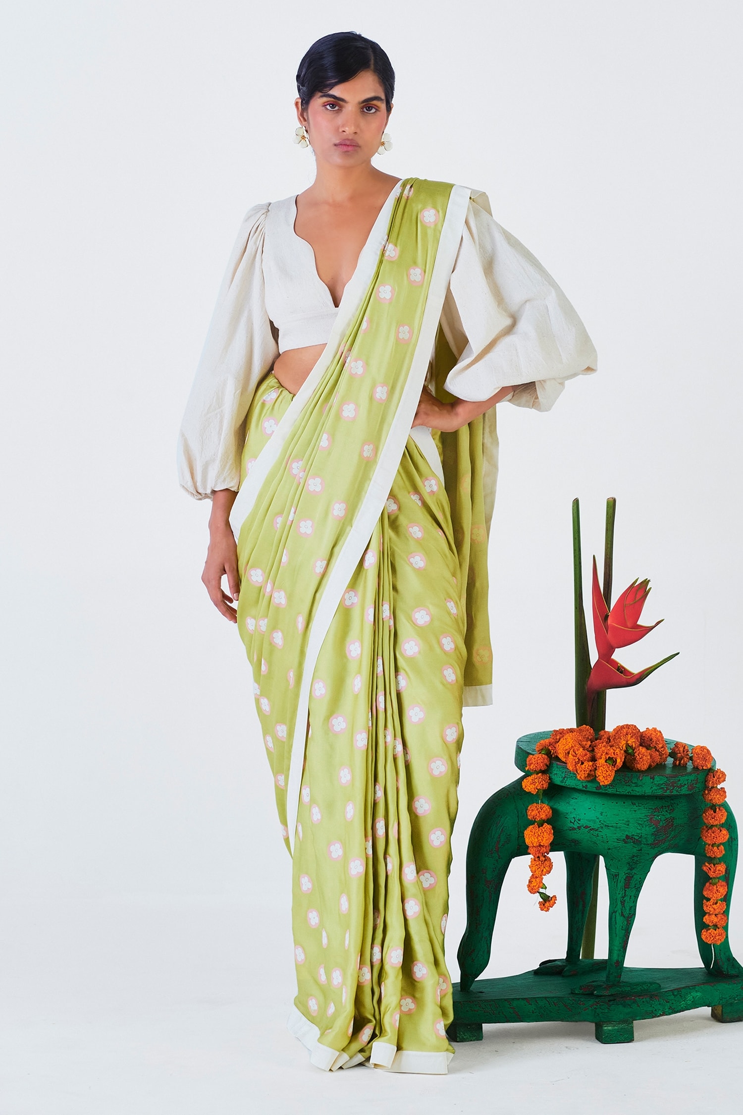 Off White Kanjivaram Silk Saree | Leemboodi